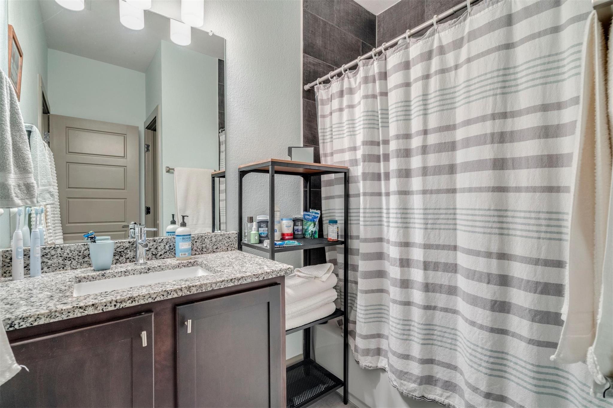 12160 Abbey Glen Ln, Austin, TX 78753