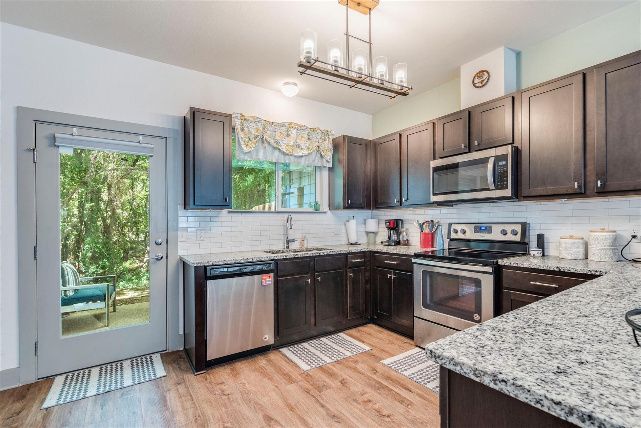 12160 Abbey Glen Ln, Austin, TX 78753
