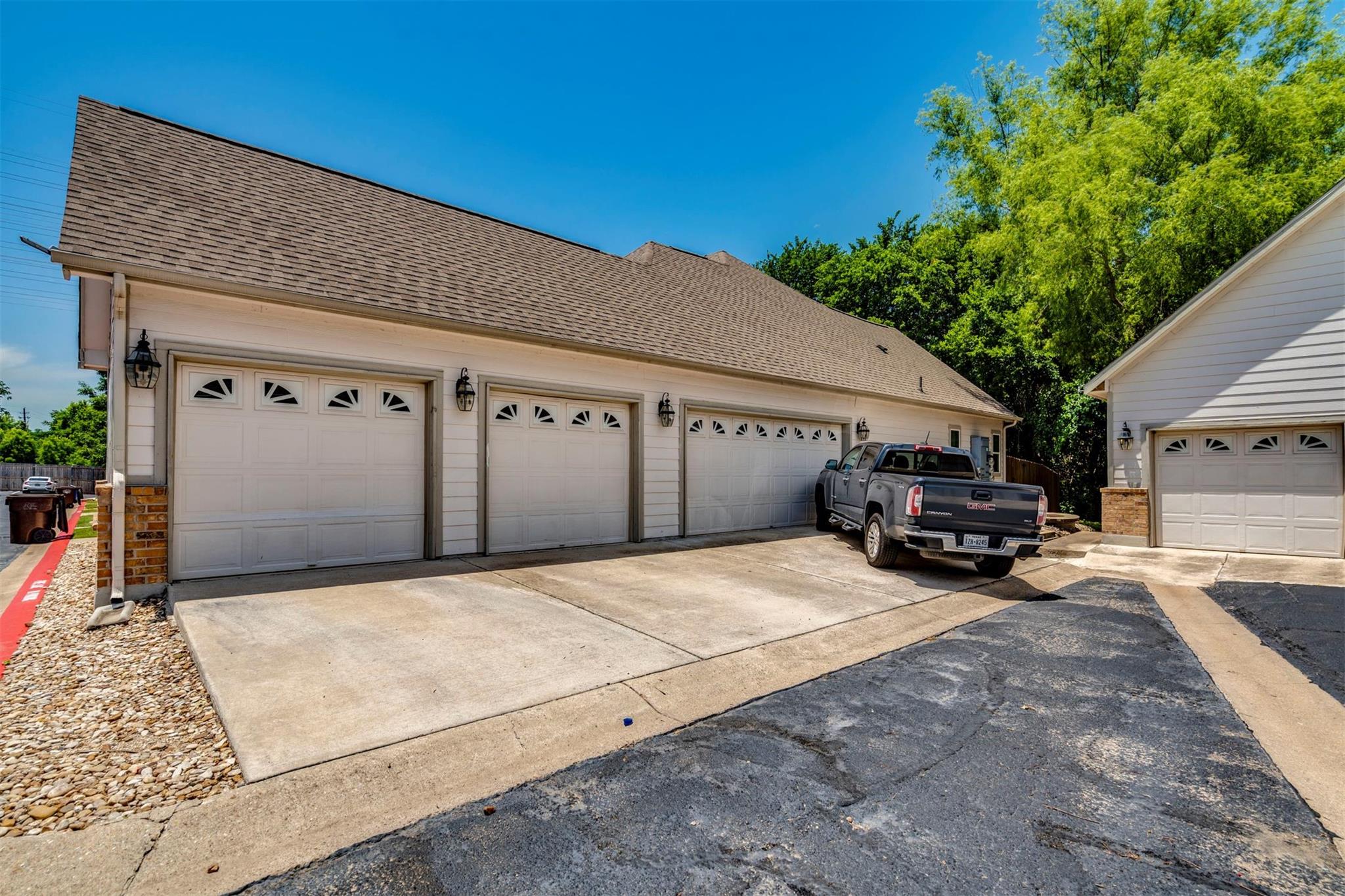 12160 Abbey Glen Ln, Austin, TX 78753