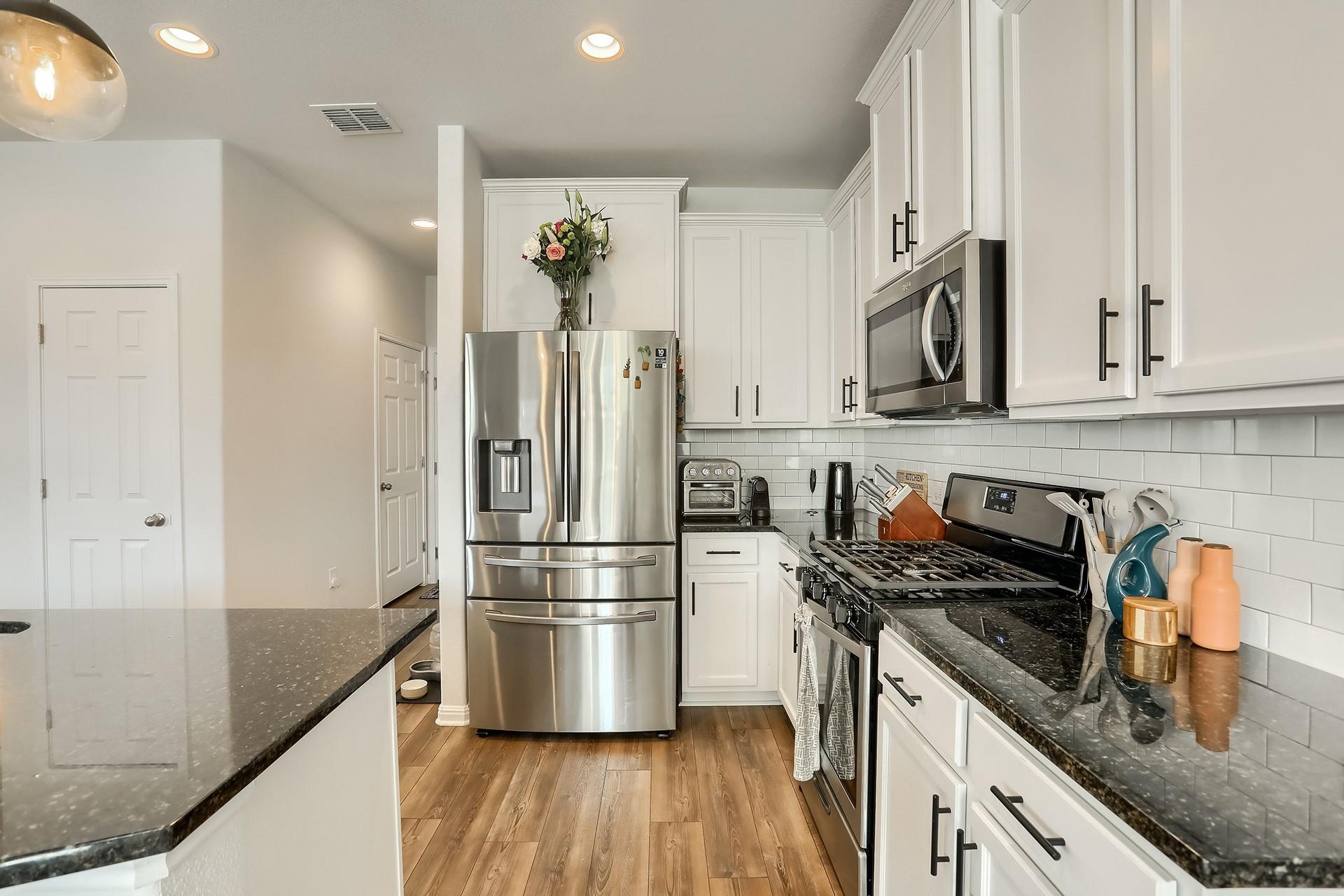 6405 Mary Lewis Dr, Austin, TX 78747