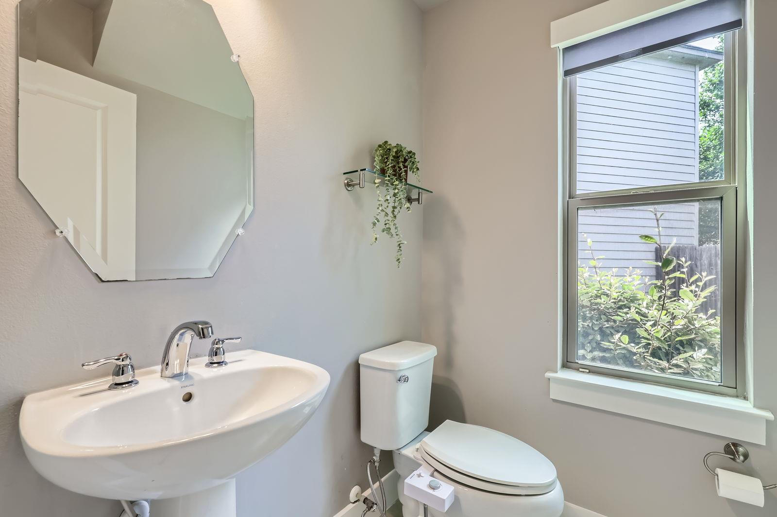 13001 Hymeadow Dr # 18, Austin, TX 78729