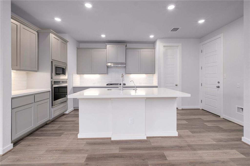 129 Patrick Herndon Dr, Bastrop, TX 78602