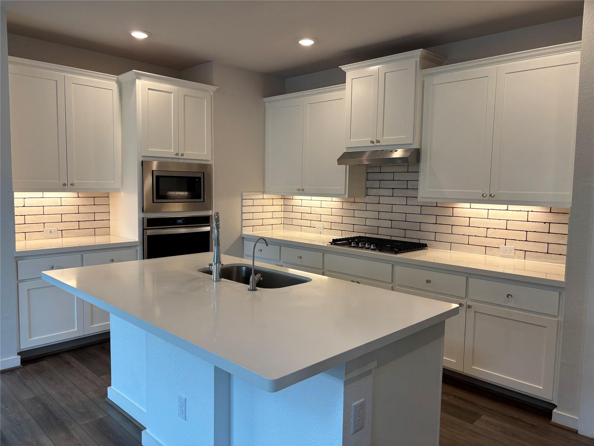 129 Patrick Herndon Dr, Bastrop, TX 78602