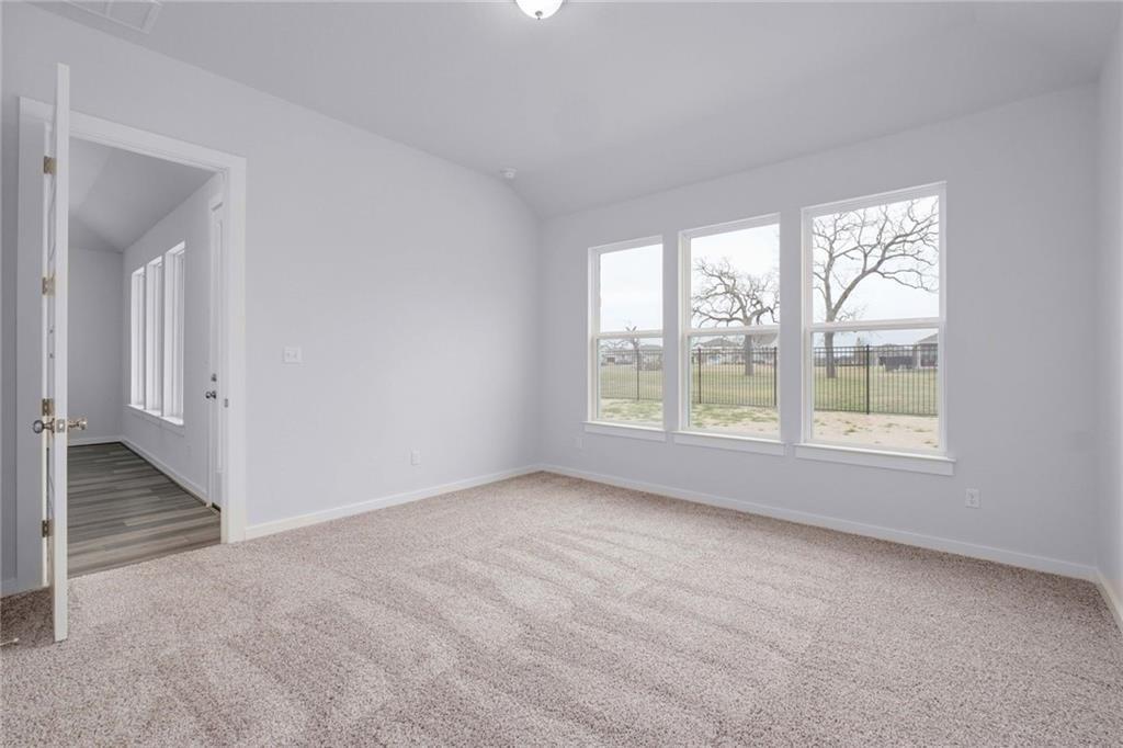 129 Patrick Herndon Dr, Bastrop, TX 78602