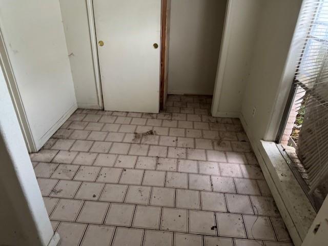 1807 Ferguson Ln, Austin, TX 78754