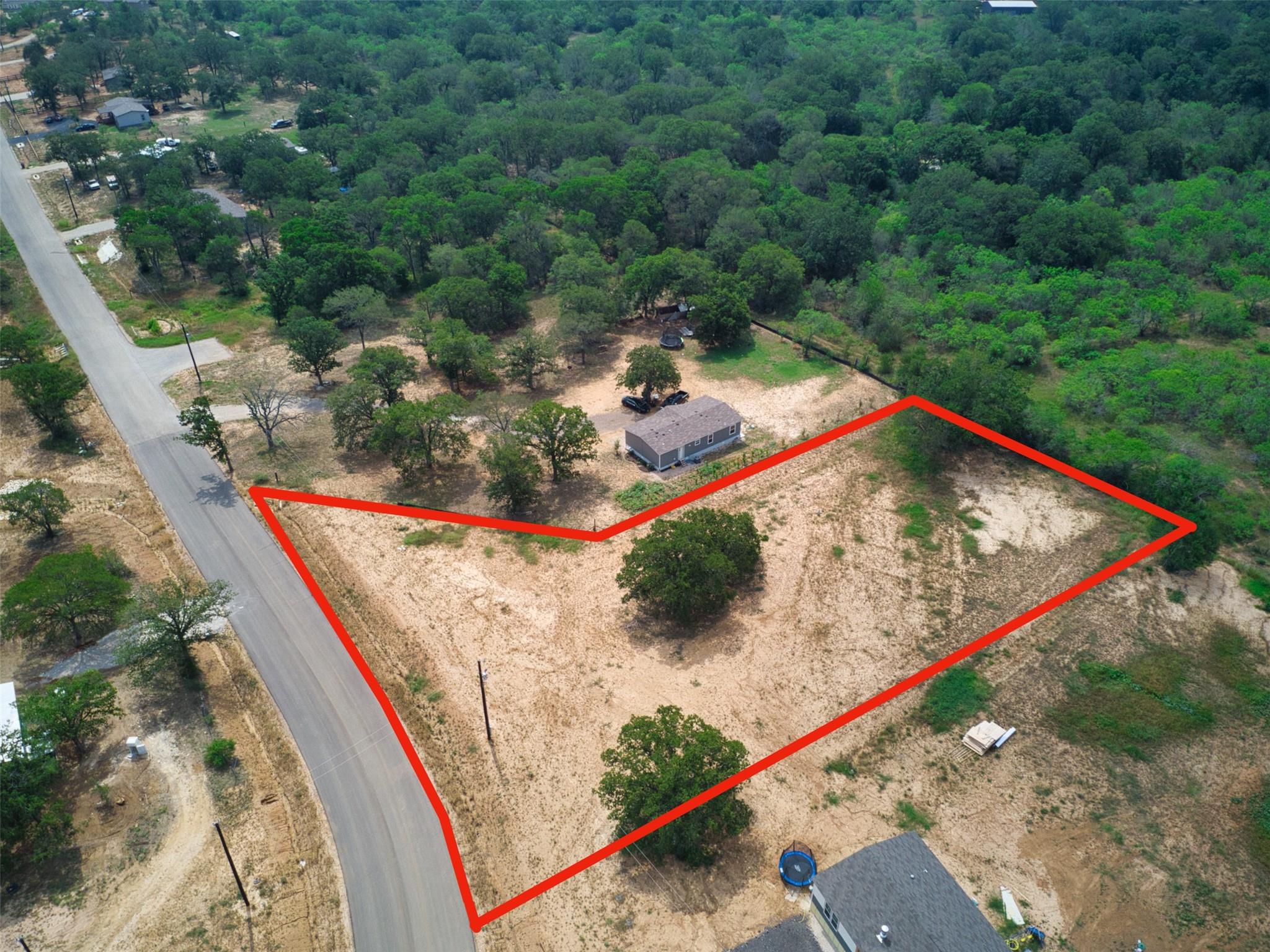 190 Romberg Rd, Dale, TX 78616