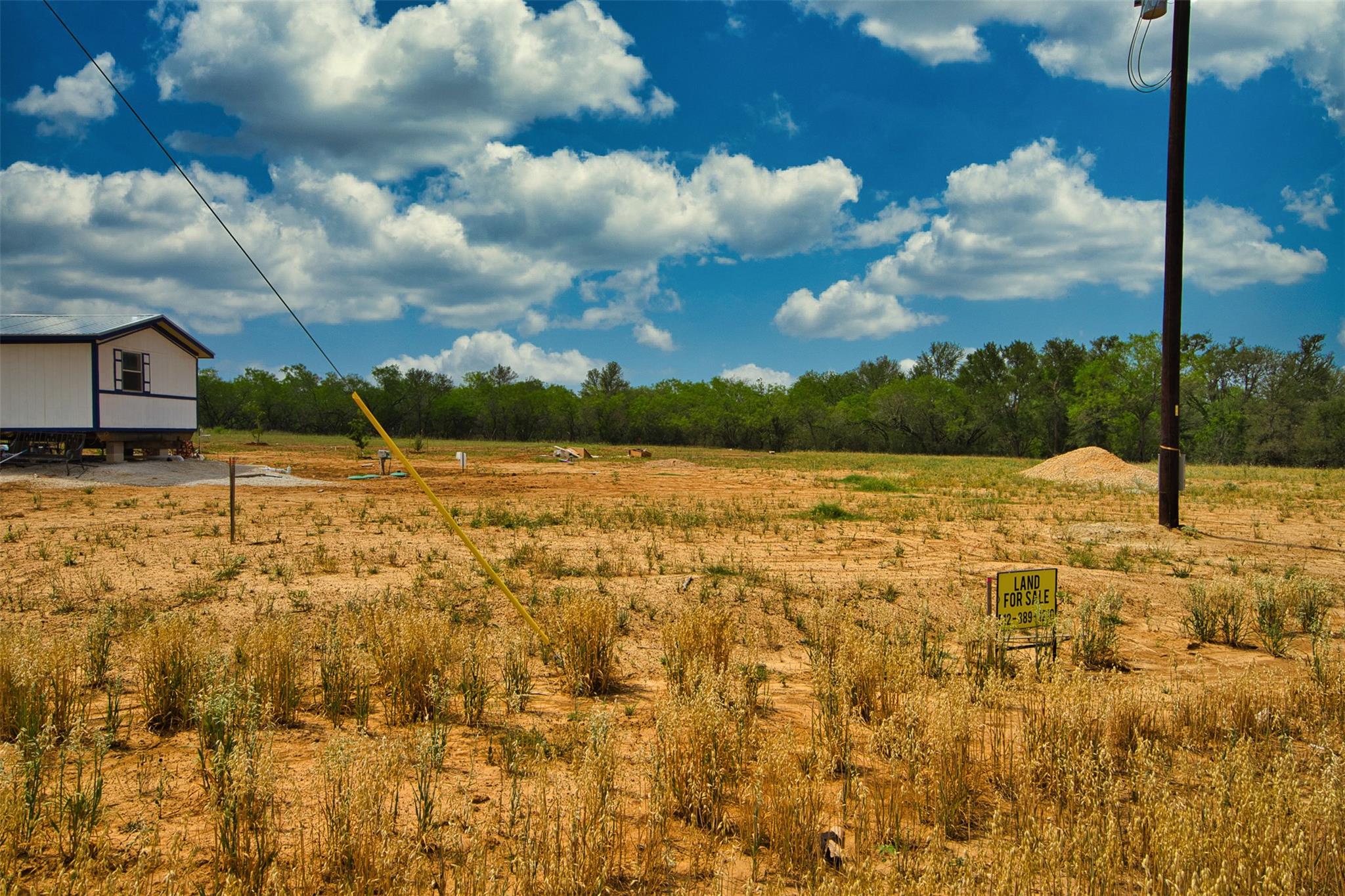 199 Sly St, Dale, TX 78616