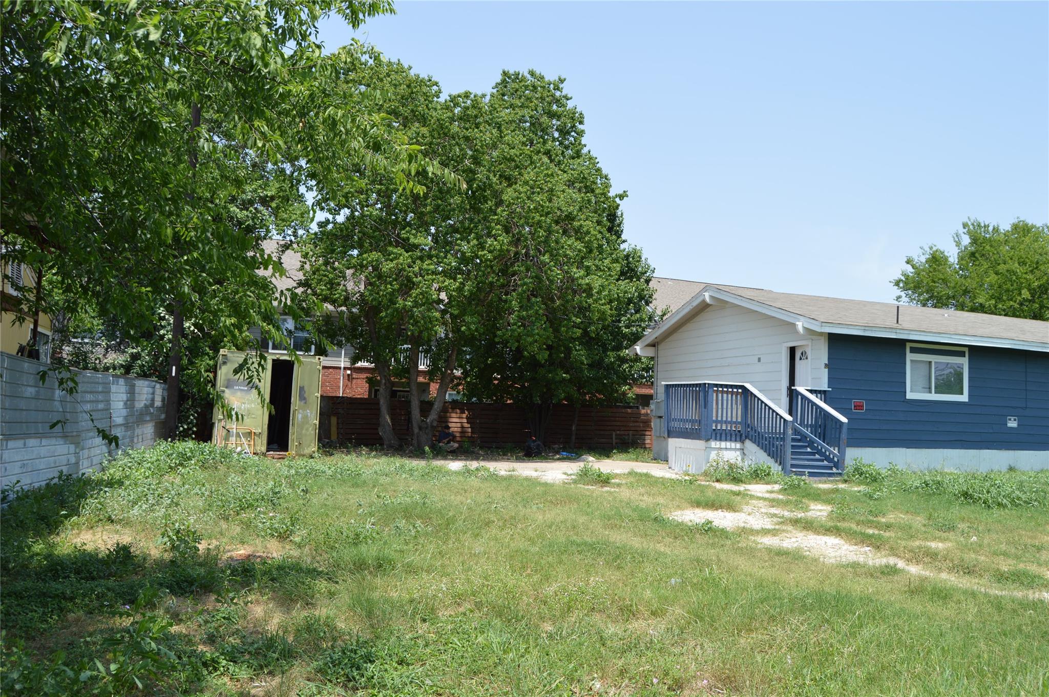 8014 N Lake Dr, Austin, TX 78724