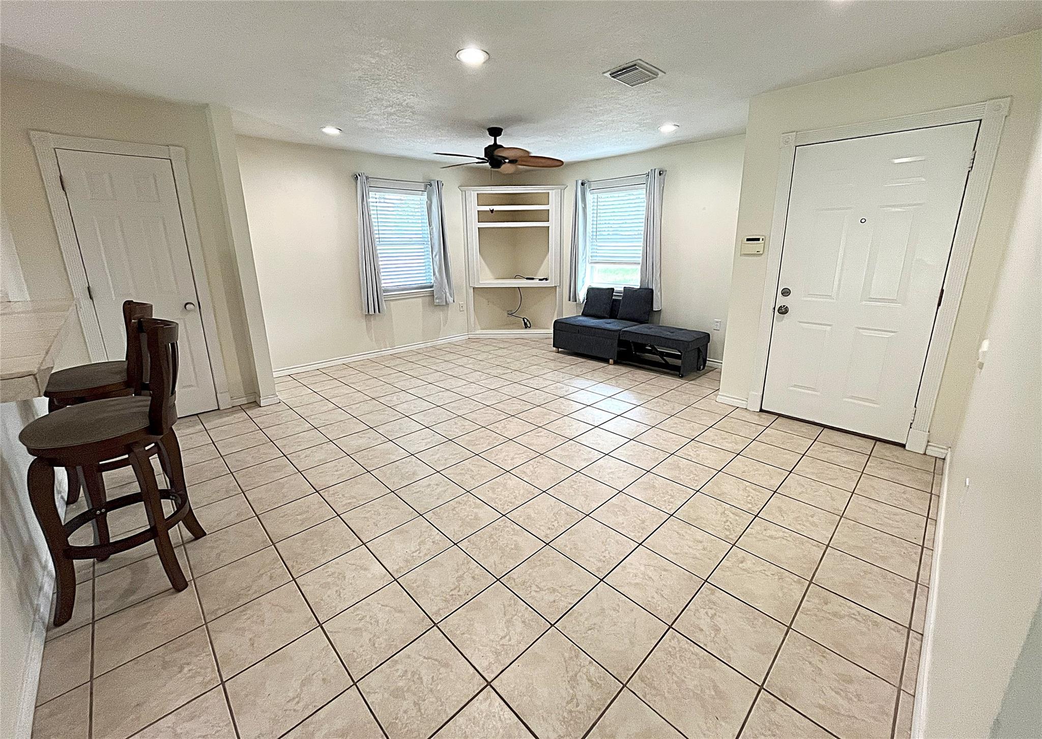 895 Lakeview Dr, Somerville, TX 77879