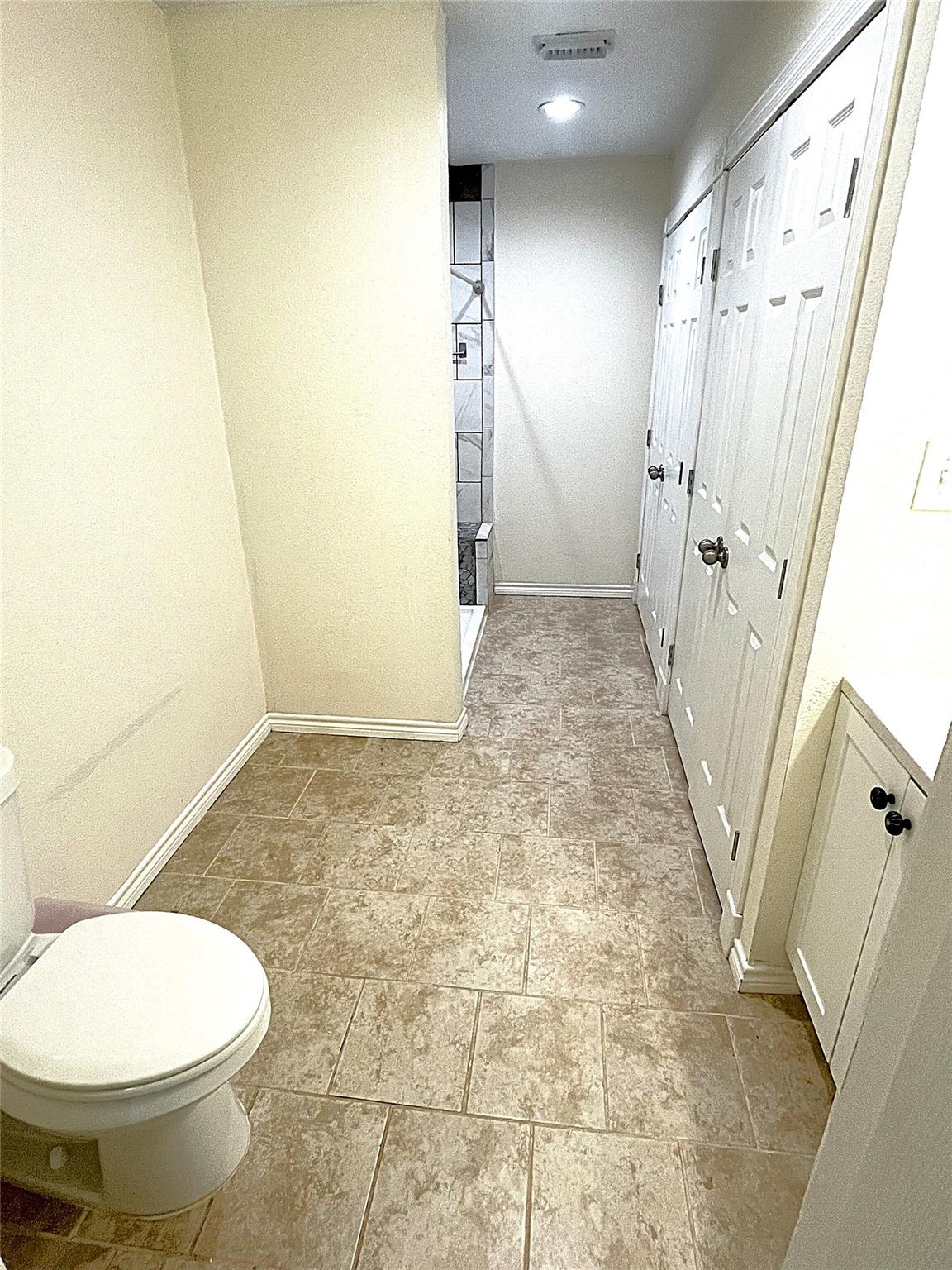 895 Lakeview Dr, Somerville, TX 77879