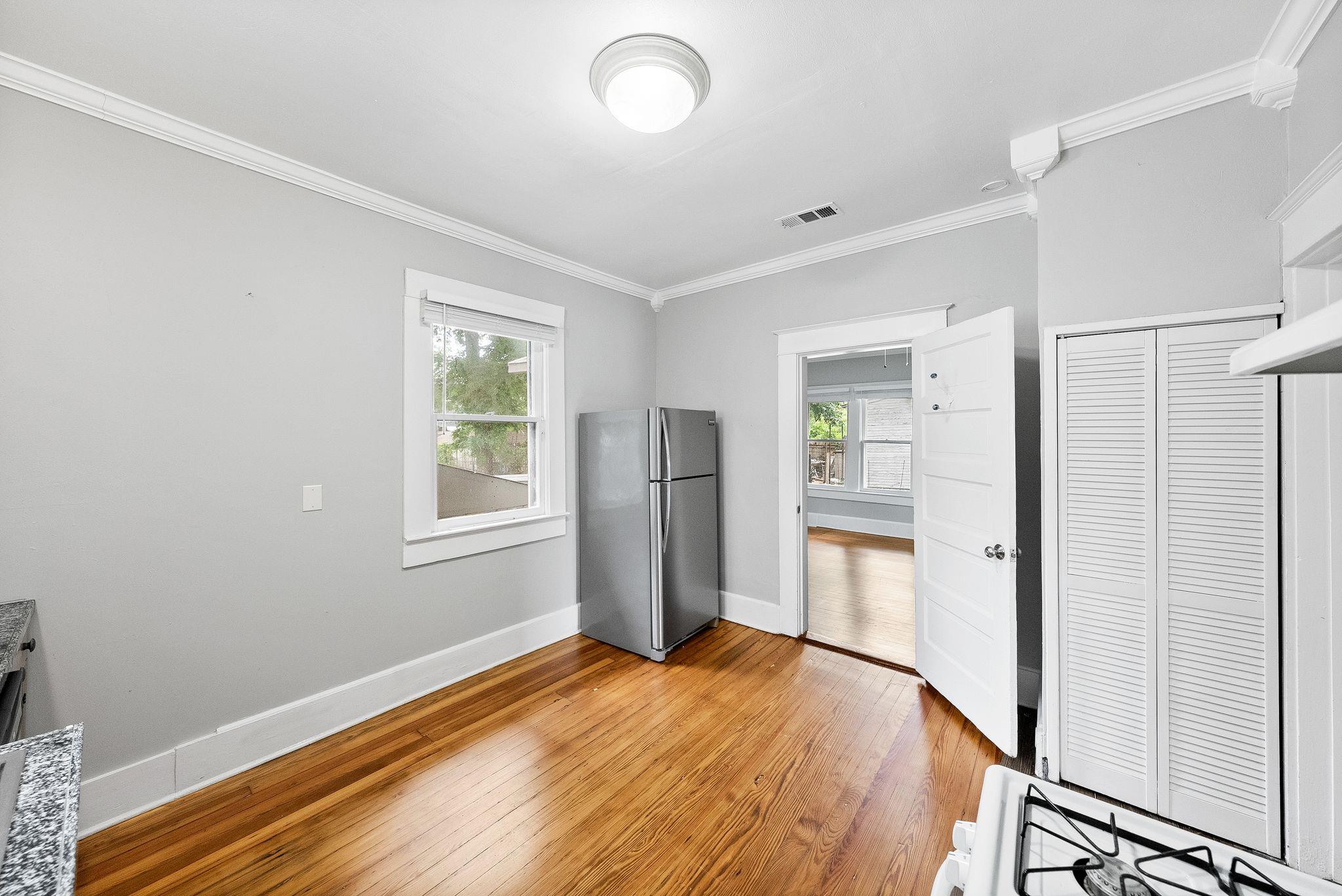 2032 E Cesar Chavez St, Austin, TX 78702