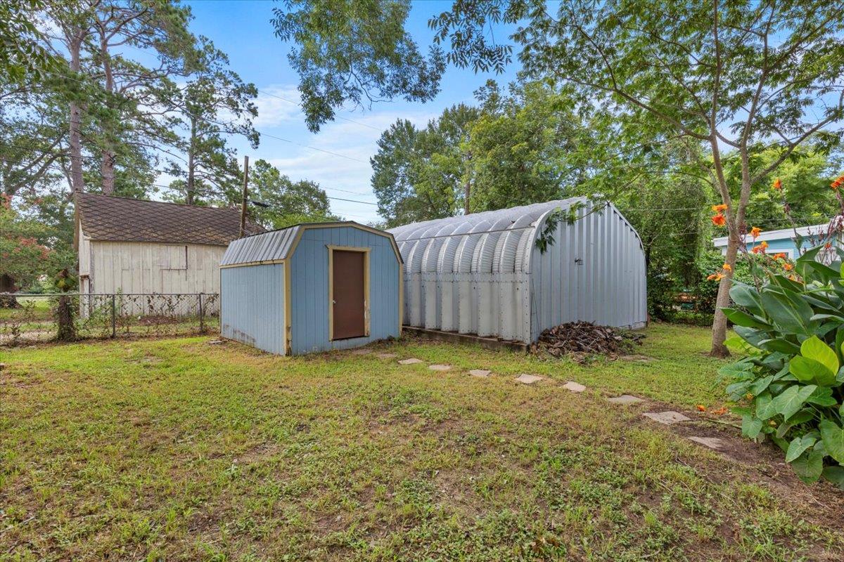 710 Gresham St, Smithville, TX 78957