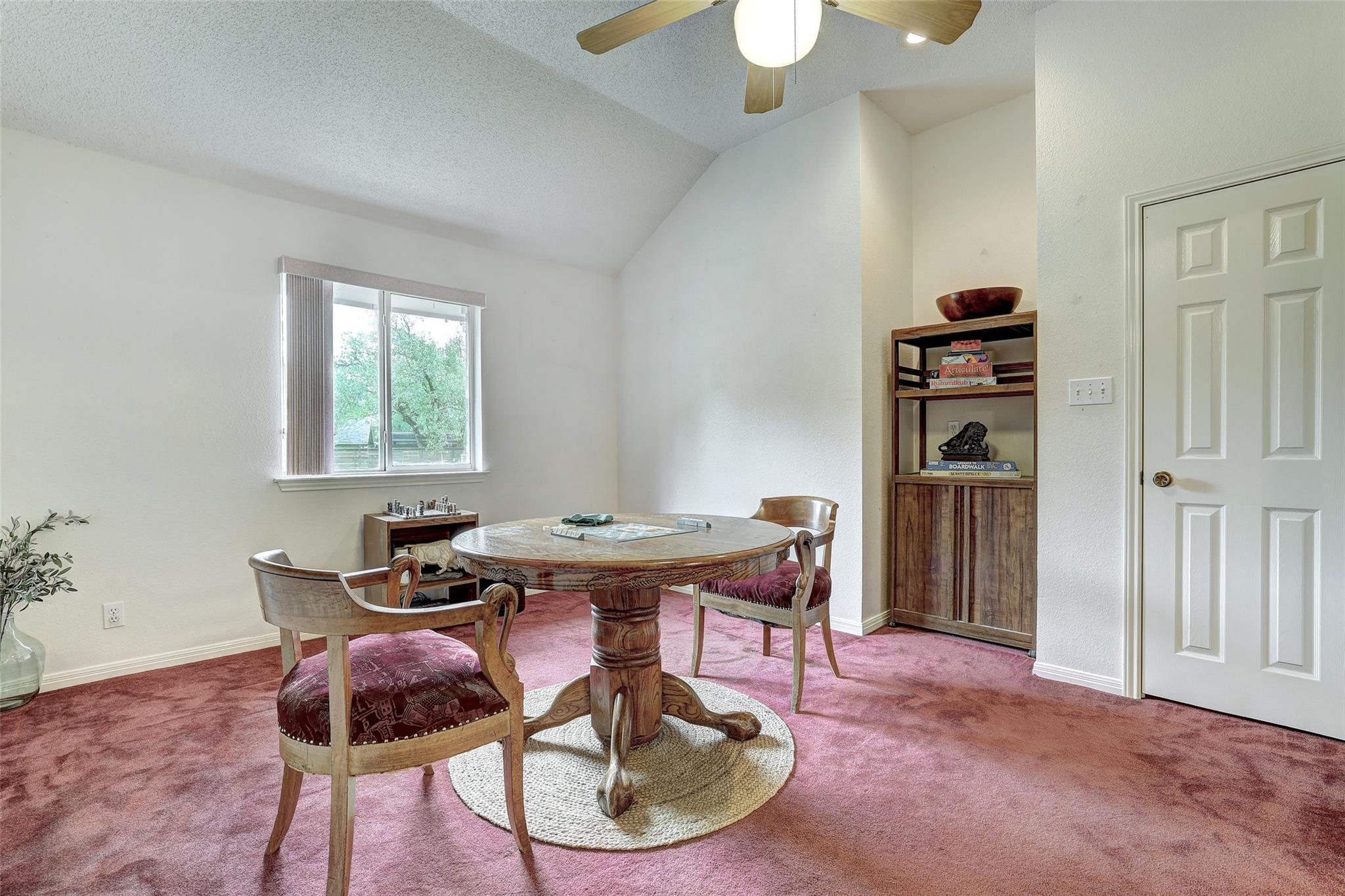 900 Cedar Park Dr, Cedar Park, TX 78613