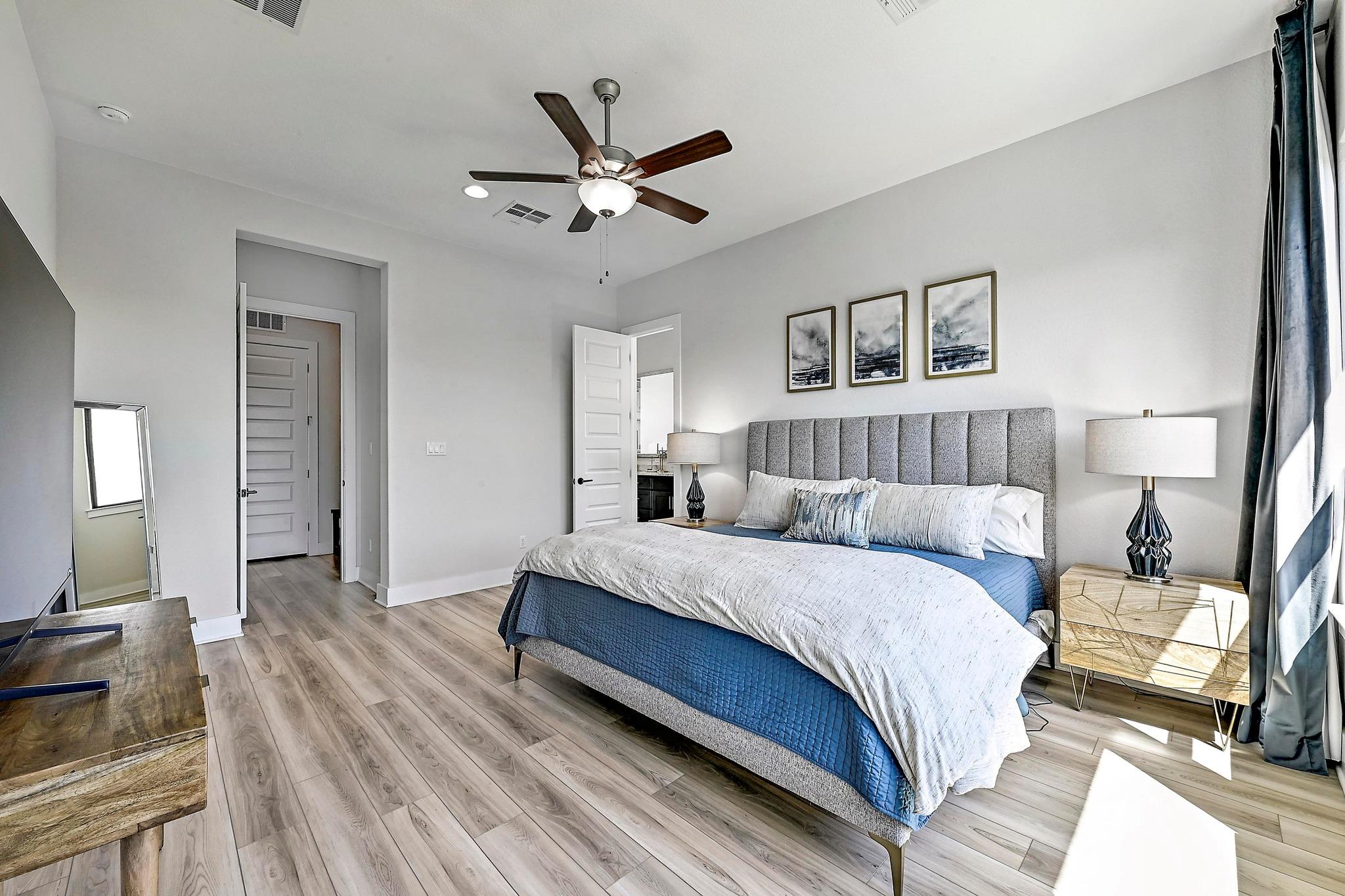 6801 Liberty Grotto Ct, Jonestown, TX 78645