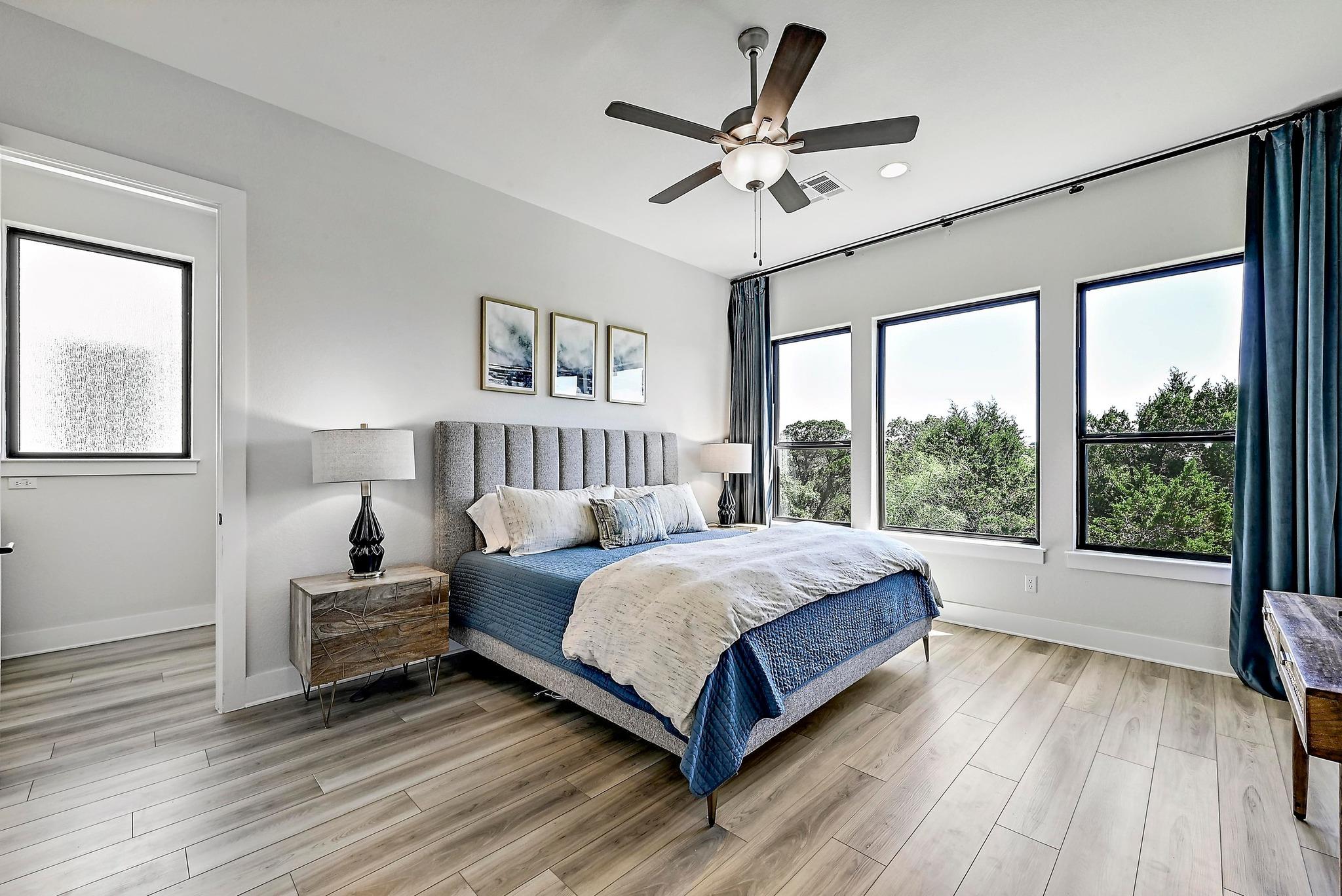 6801 Liberty Grotto Ct, Jonestown, TX 78645