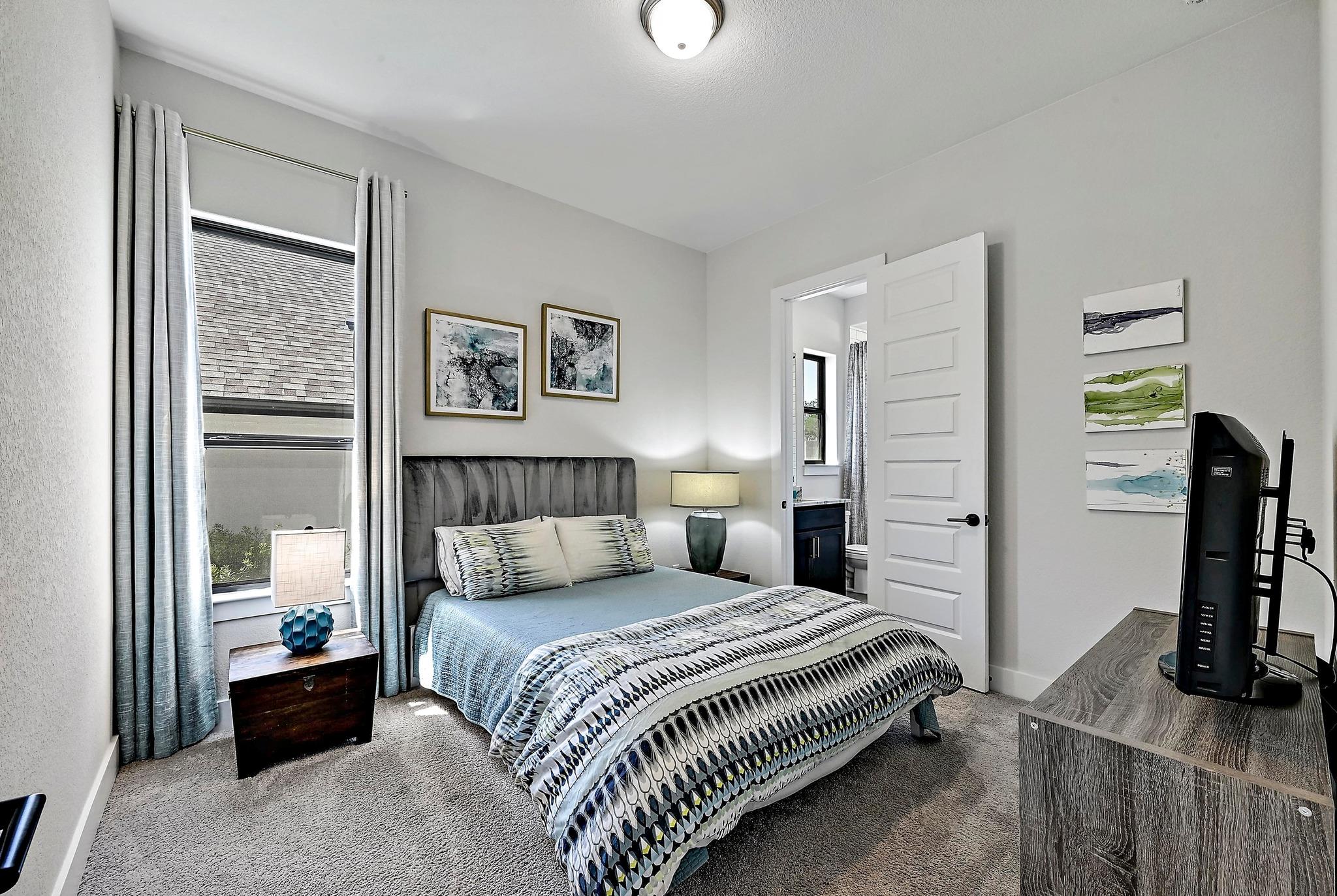 6801 Liberty Grotto Ct, Jonestown, TX 78645