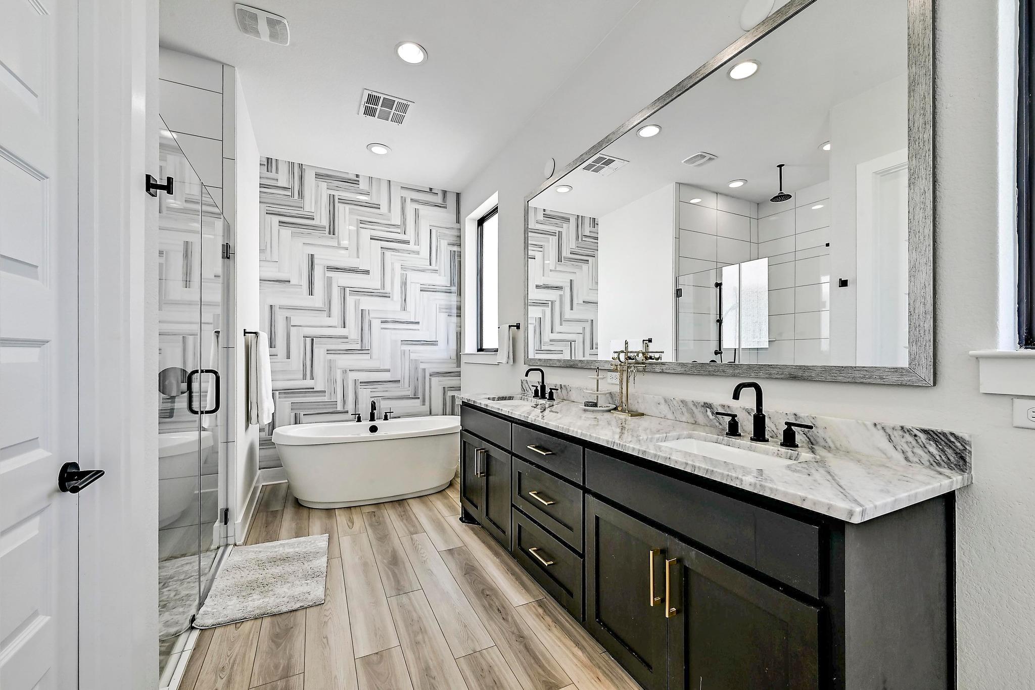 6801 Liberty Grotto Ct, Jonestown, TX 78645