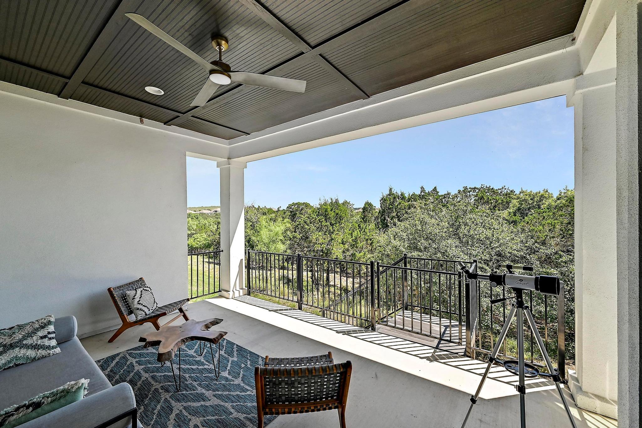 6801 Liberty Grotto Ct, Jonestown, TX 78645