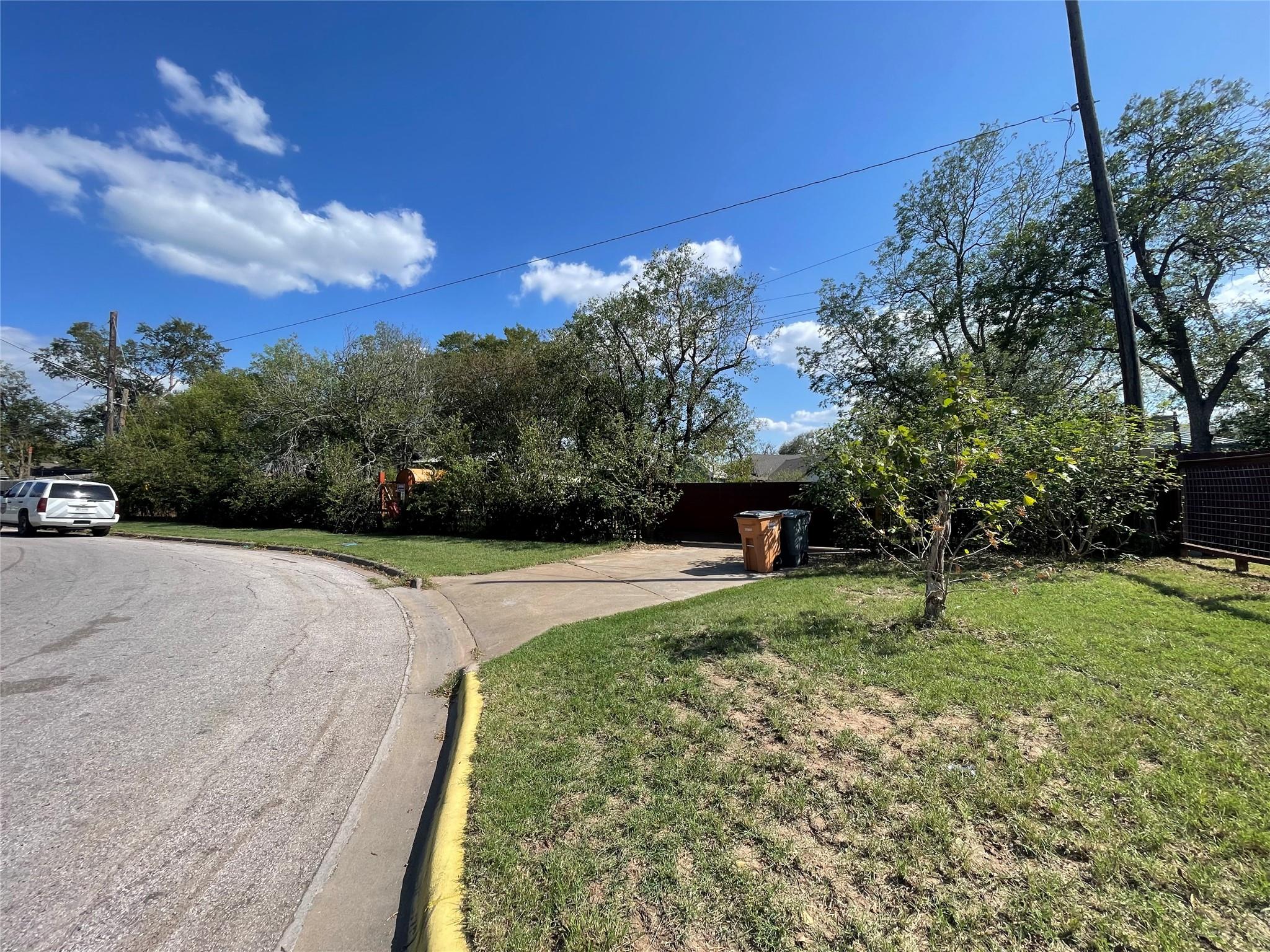 2713 Sweeney Ln, Austin, TX 78723