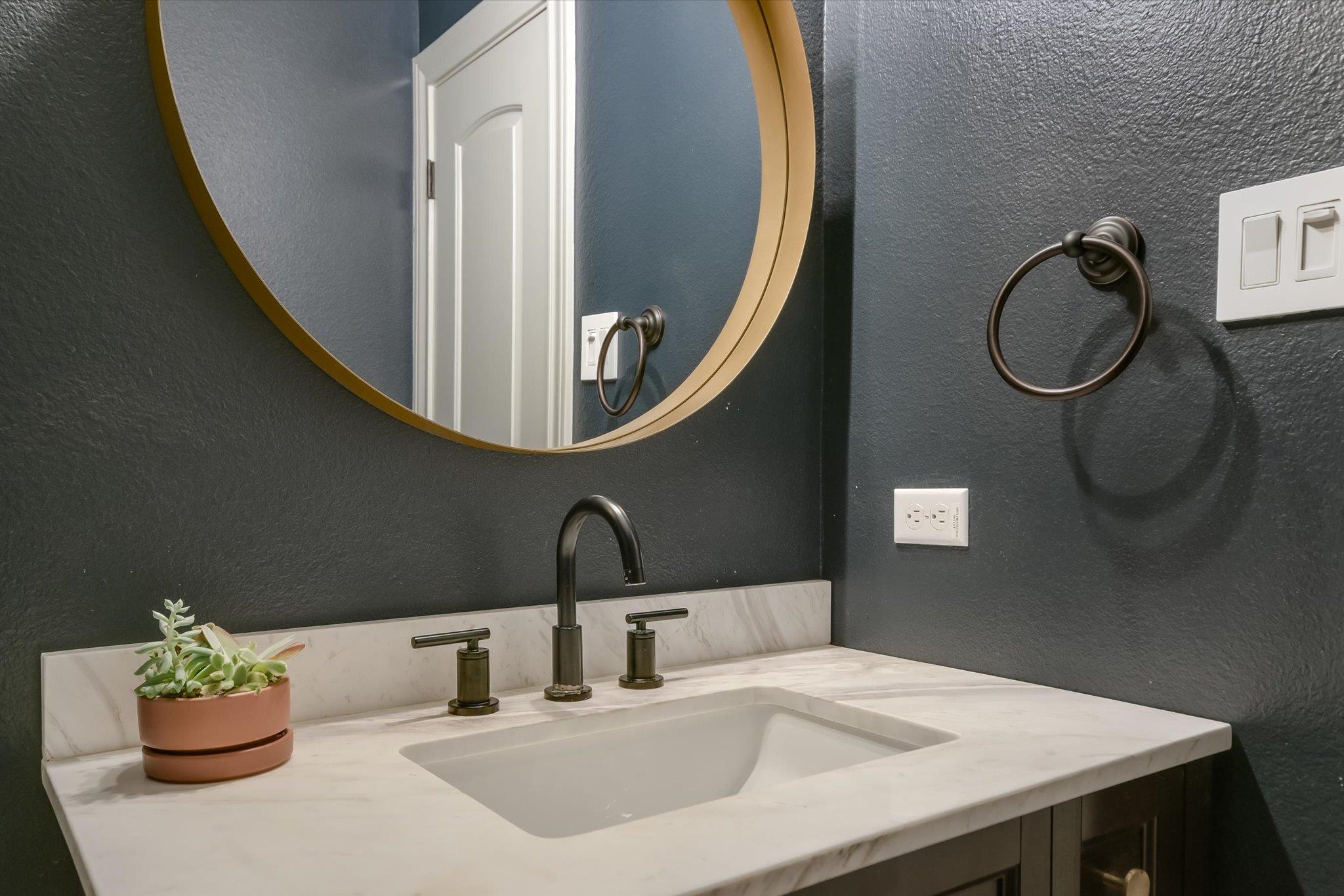 11316 Woodland Hills Trl, Austin, TX 78732