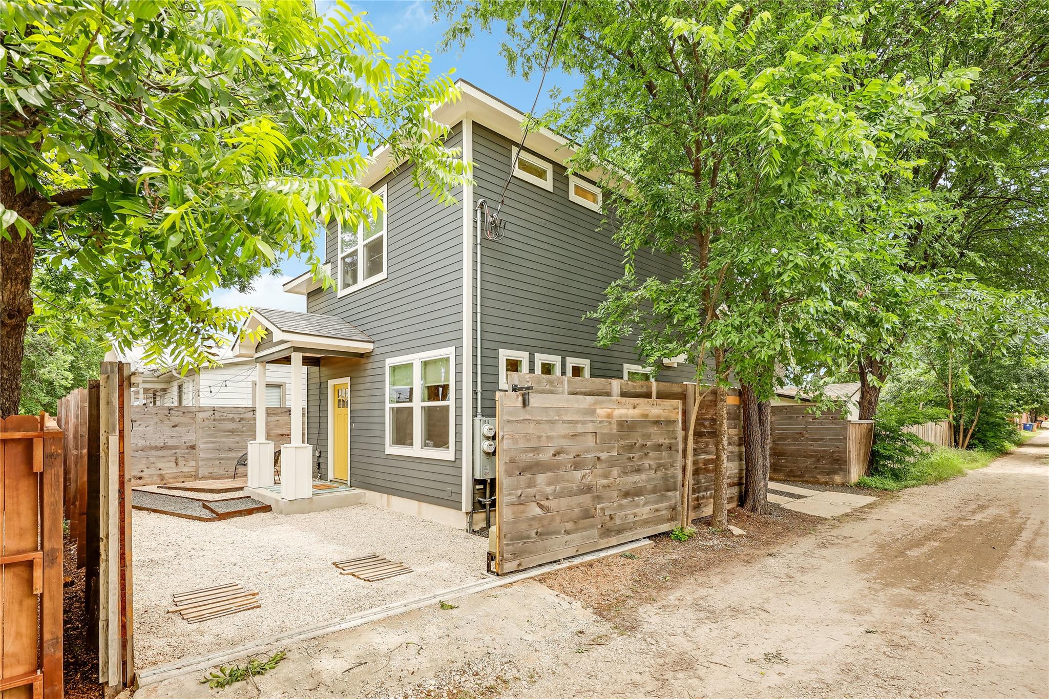 5512 Duval St # 2, Austin, TX 78751
