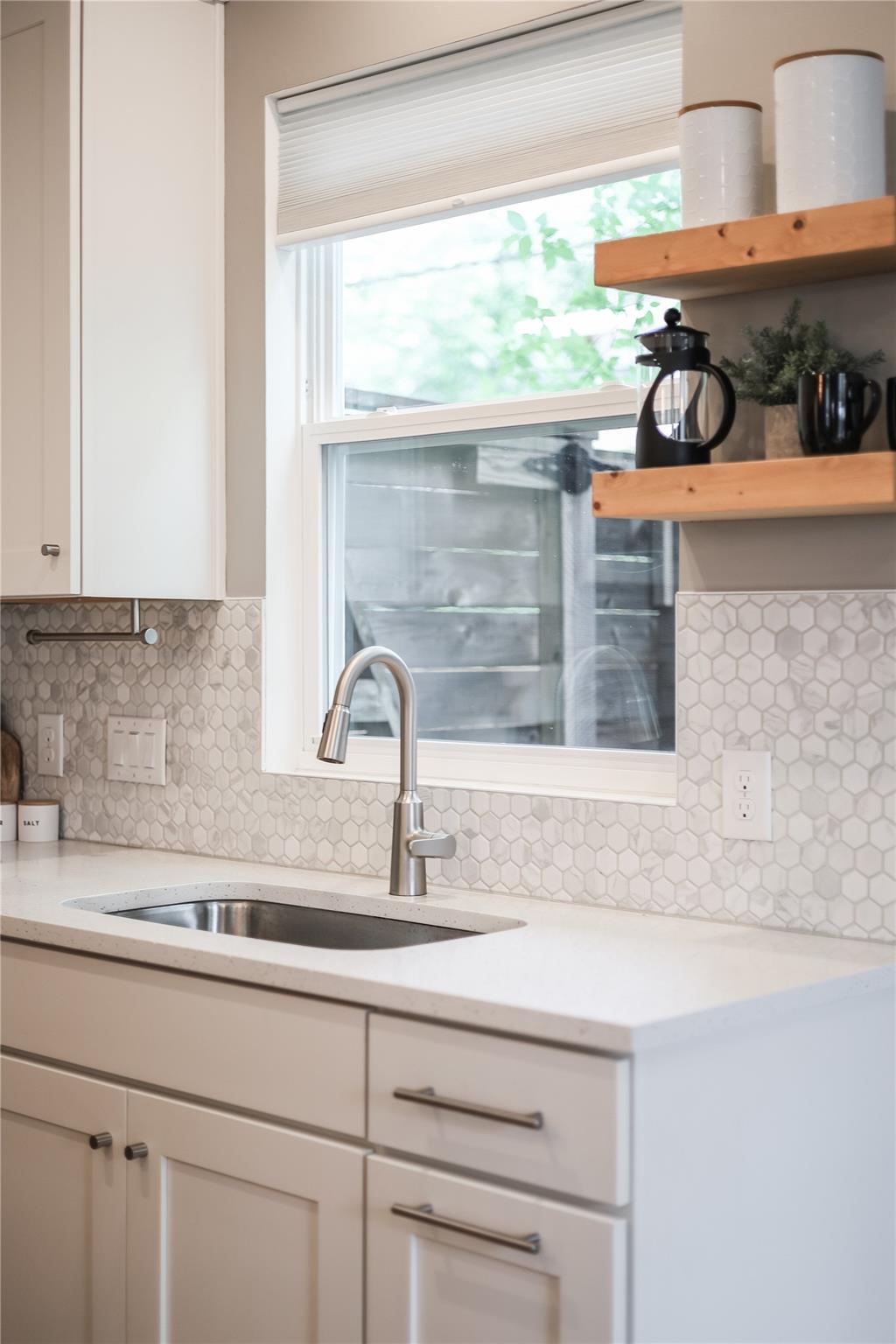 5512 Duval St # 2, Austin, TX 78751