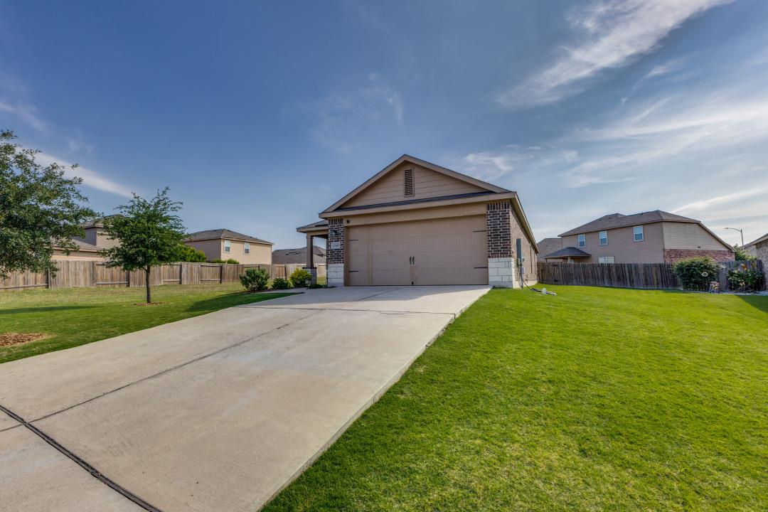 13412 Herbert Hoover Dr, Manor, TX 78653
