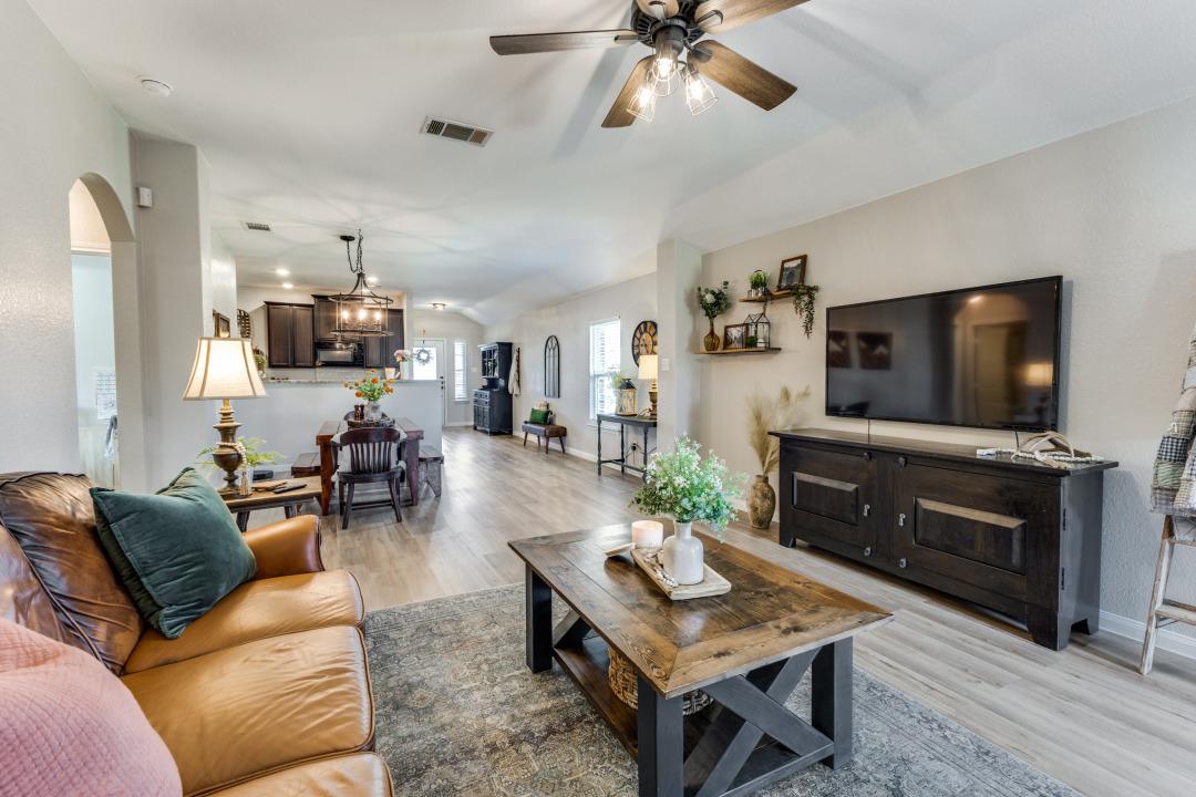 13412 Herbert Hoover Dr, Manor, TX 78653