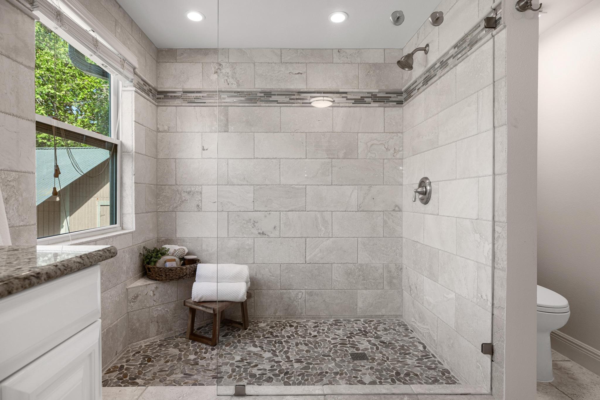 13566 Bullick Hollow Rd, Austin, TX 78726