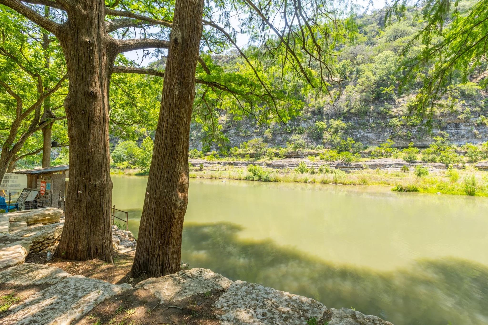 8560 RIVER RD Rd, New Braunfels, TX 78132