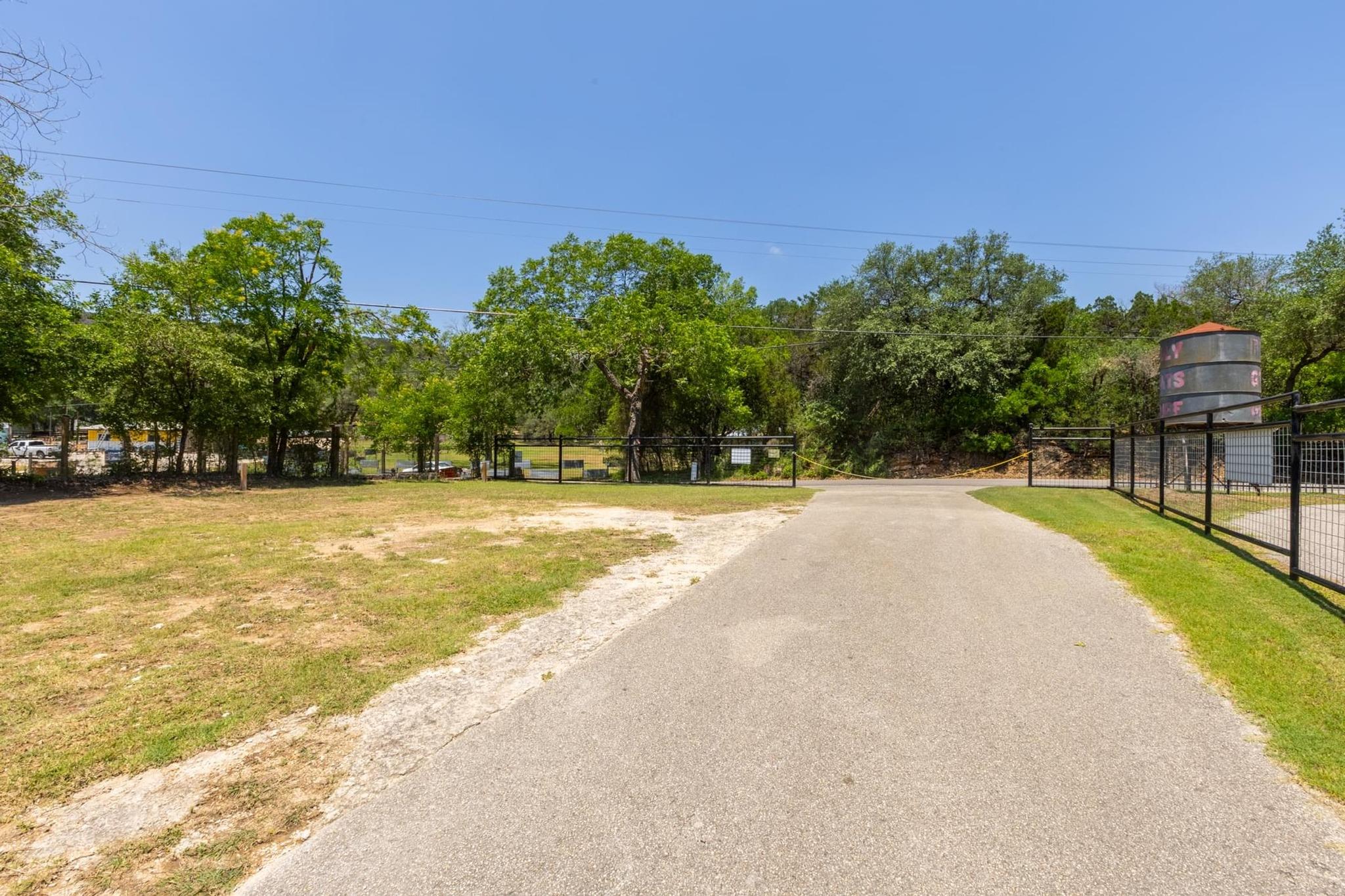 8560 RIVER RD Rd, New Braunfels, TX 78132