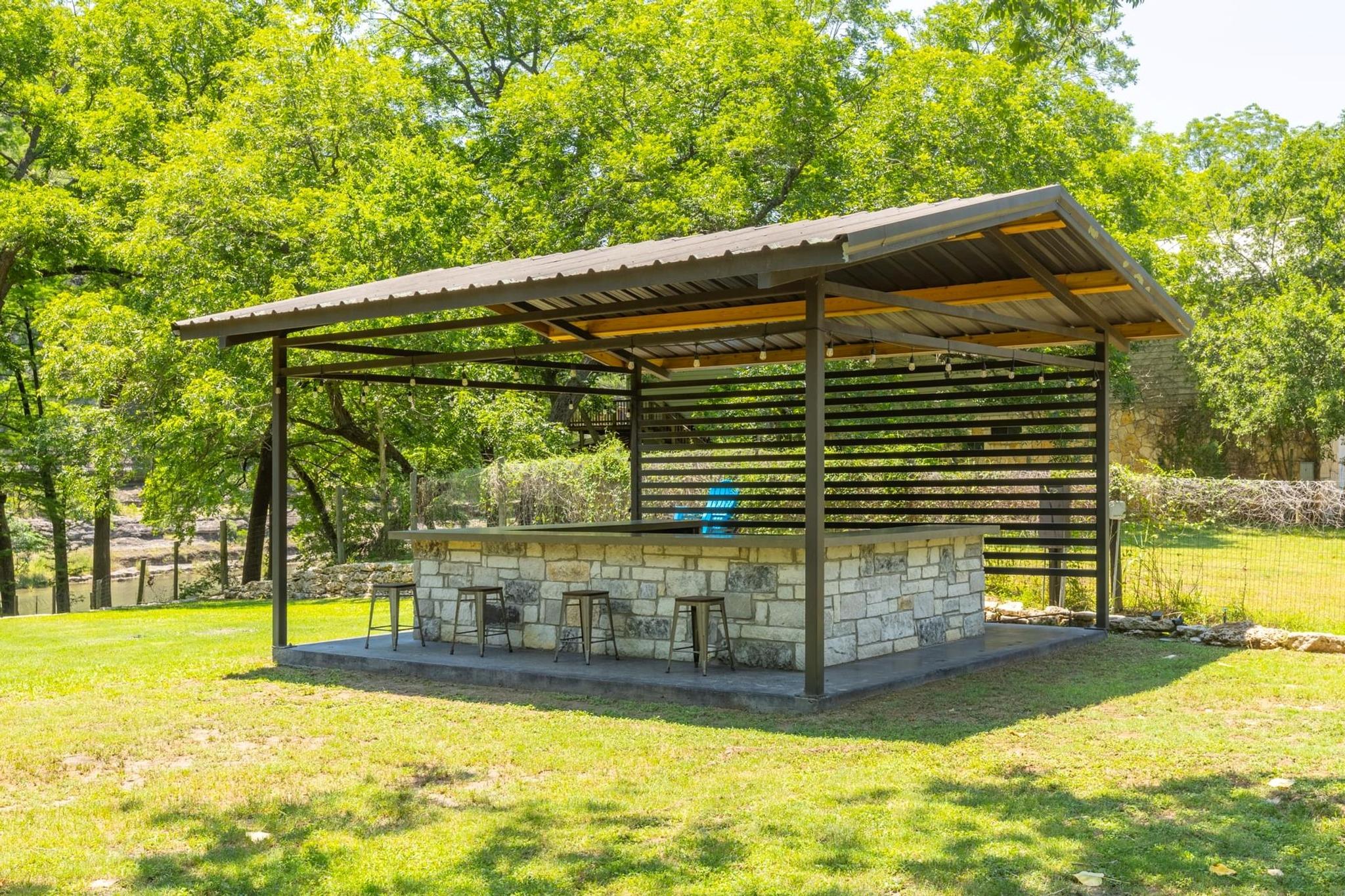 8560 RIVER RD Rd, New Braunfels, TX 78132