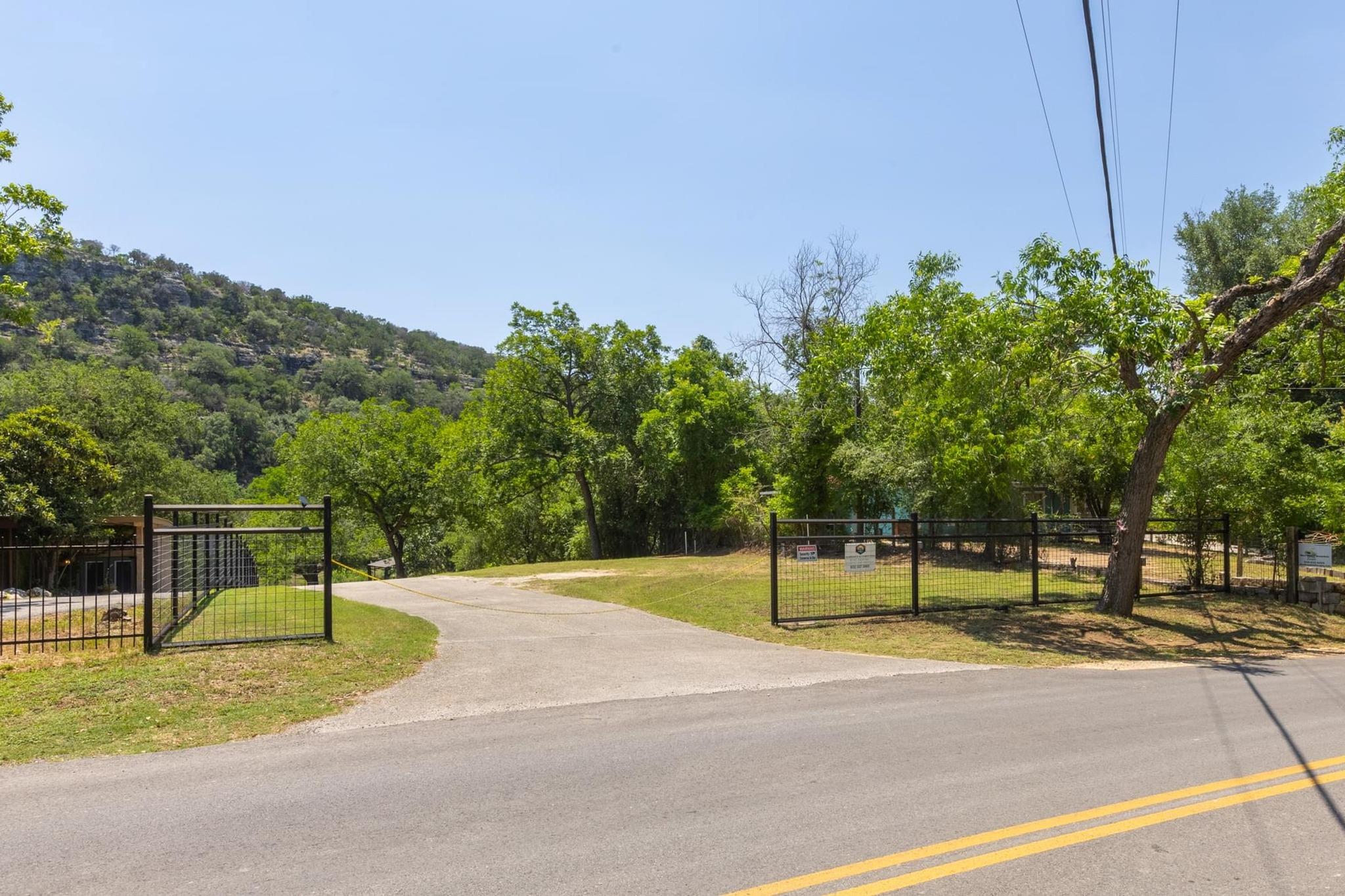 8560 RIVER RD Rd, New Braunfels, TX 78132