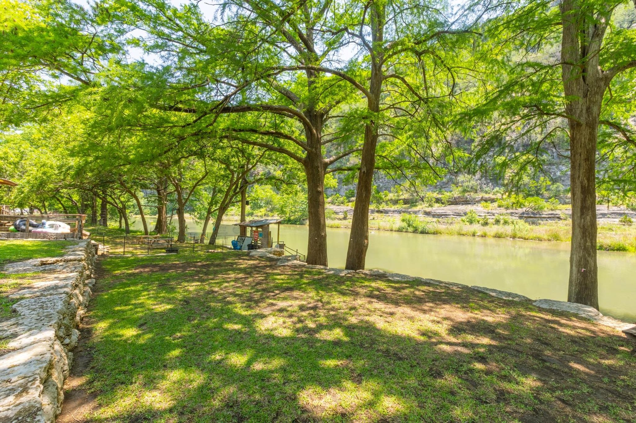 8560 RIVER RD Rd, New Braunfels, TX 78132