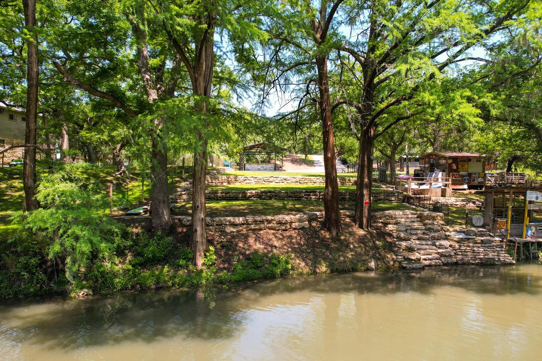8560 RIVER RD Rd, New Braunfels, TX 78132