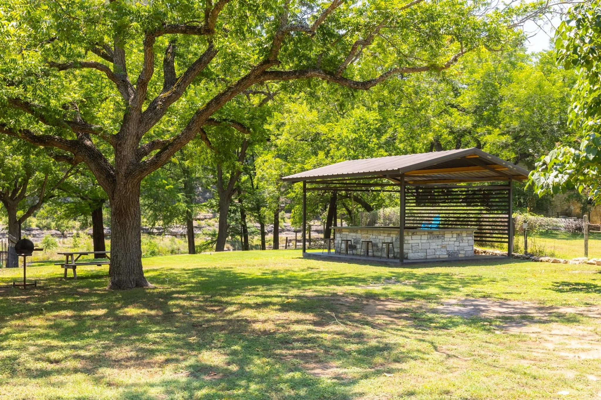 8560 RIVER RD Rd, New Braunfels, TX 78132