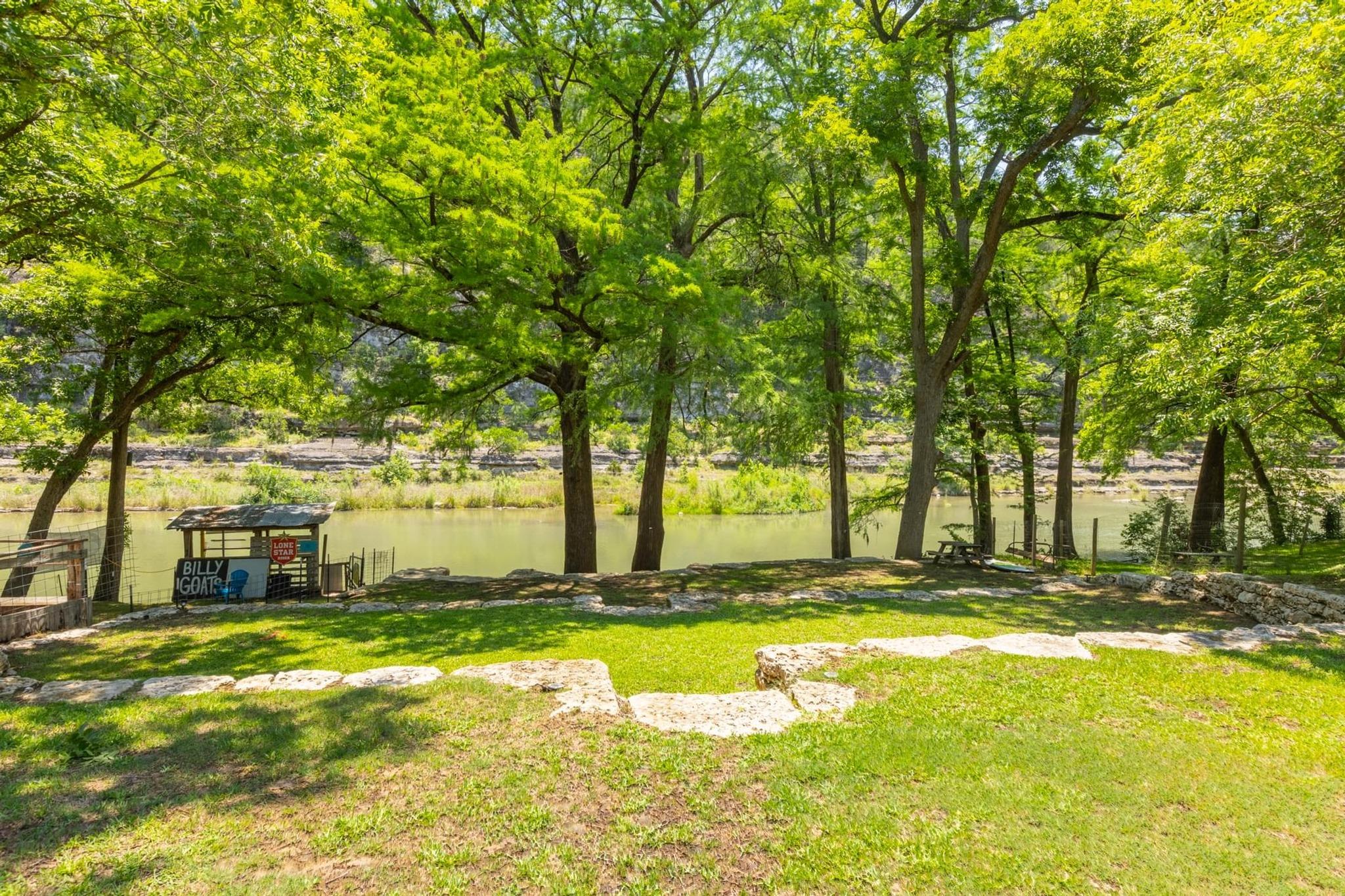 8560 RIVER RD Rd, New Braunfels, TX 78132