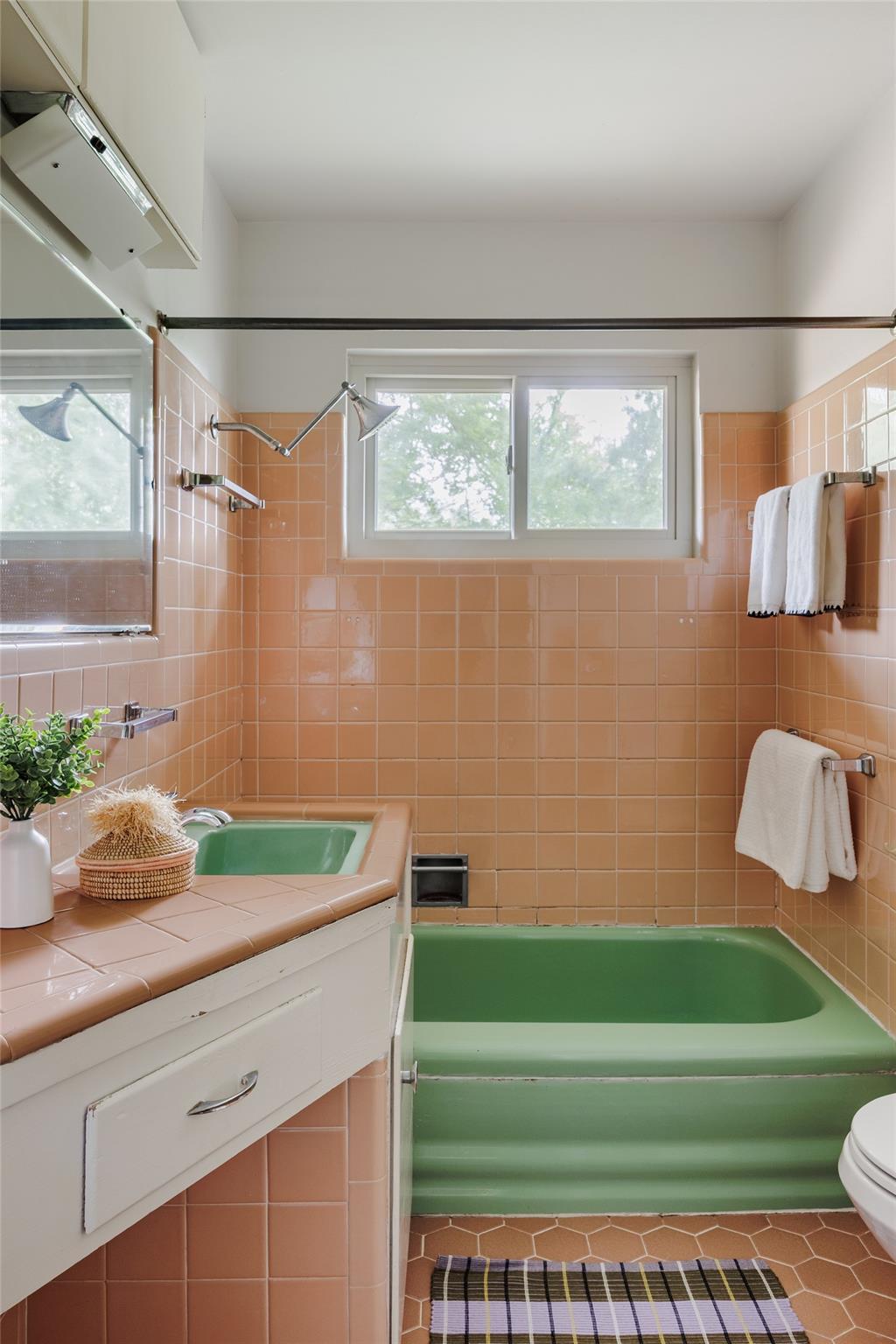 2300 Westworth Cir, Austin, TX 78704