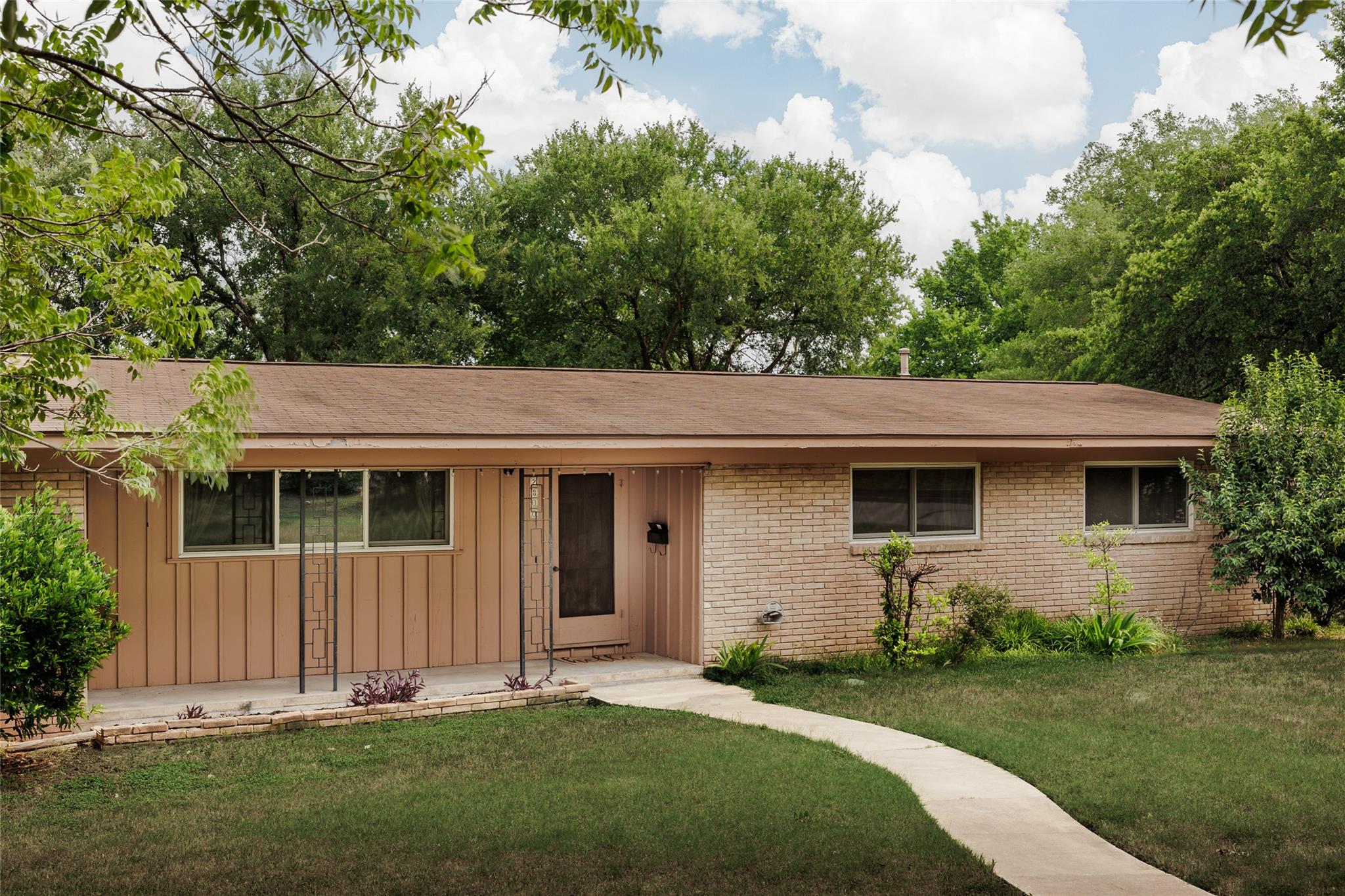 2300 Westworth Cir, Austin, TX 78704