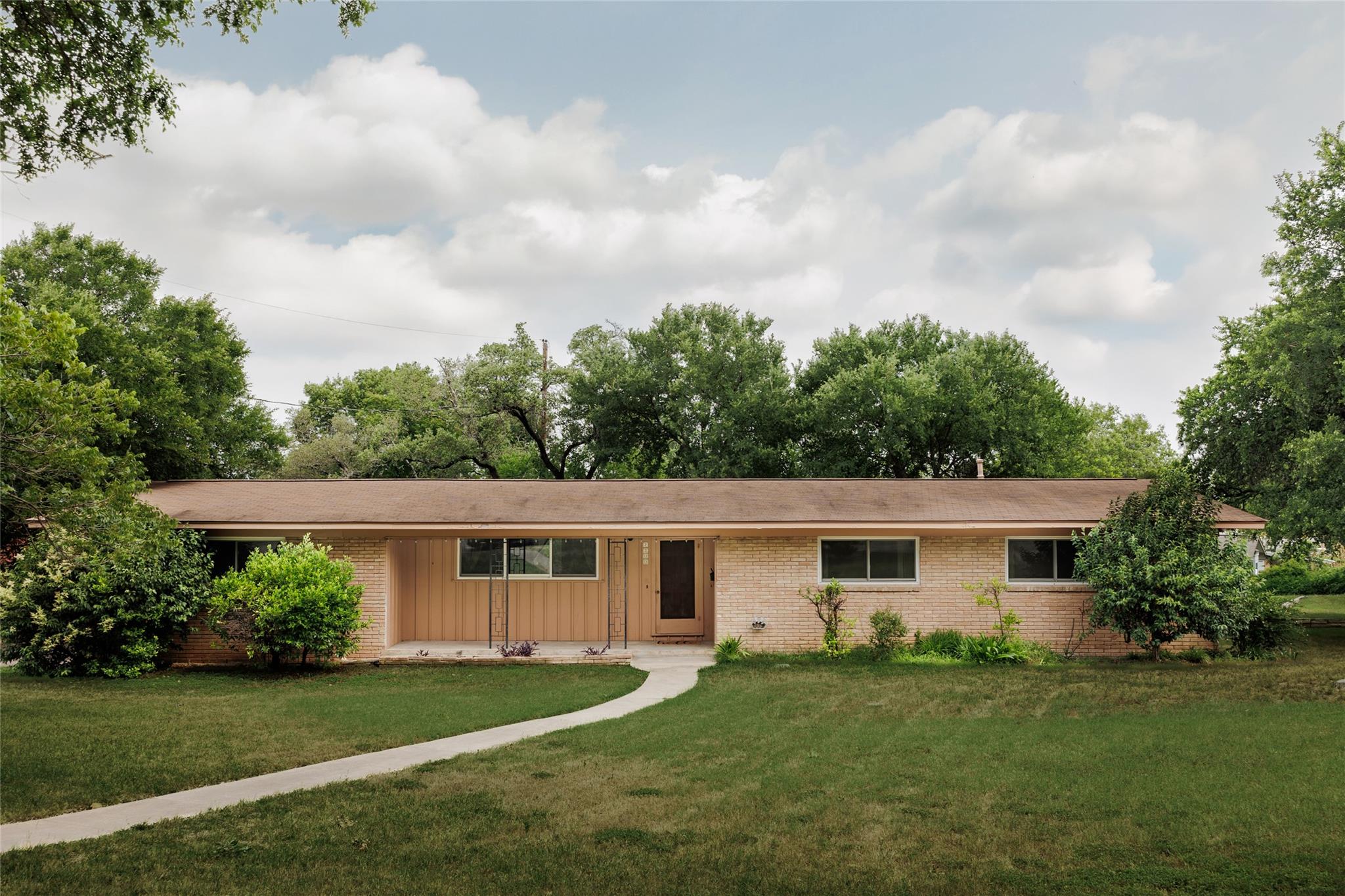 2300 Westworth Cir, Austin, TX 78704