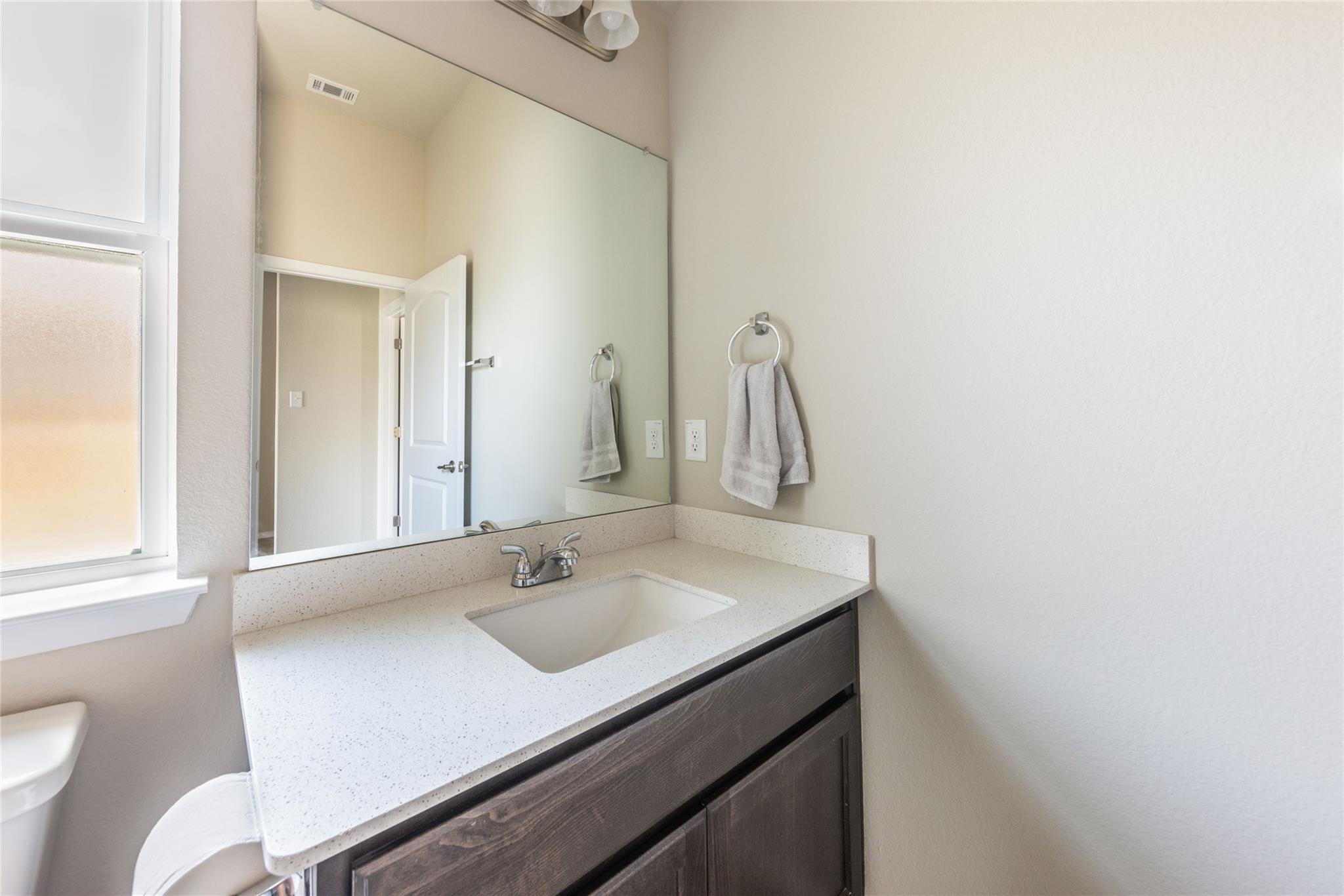205 Spiny Lizard Ln, San Marcos, TX 78666