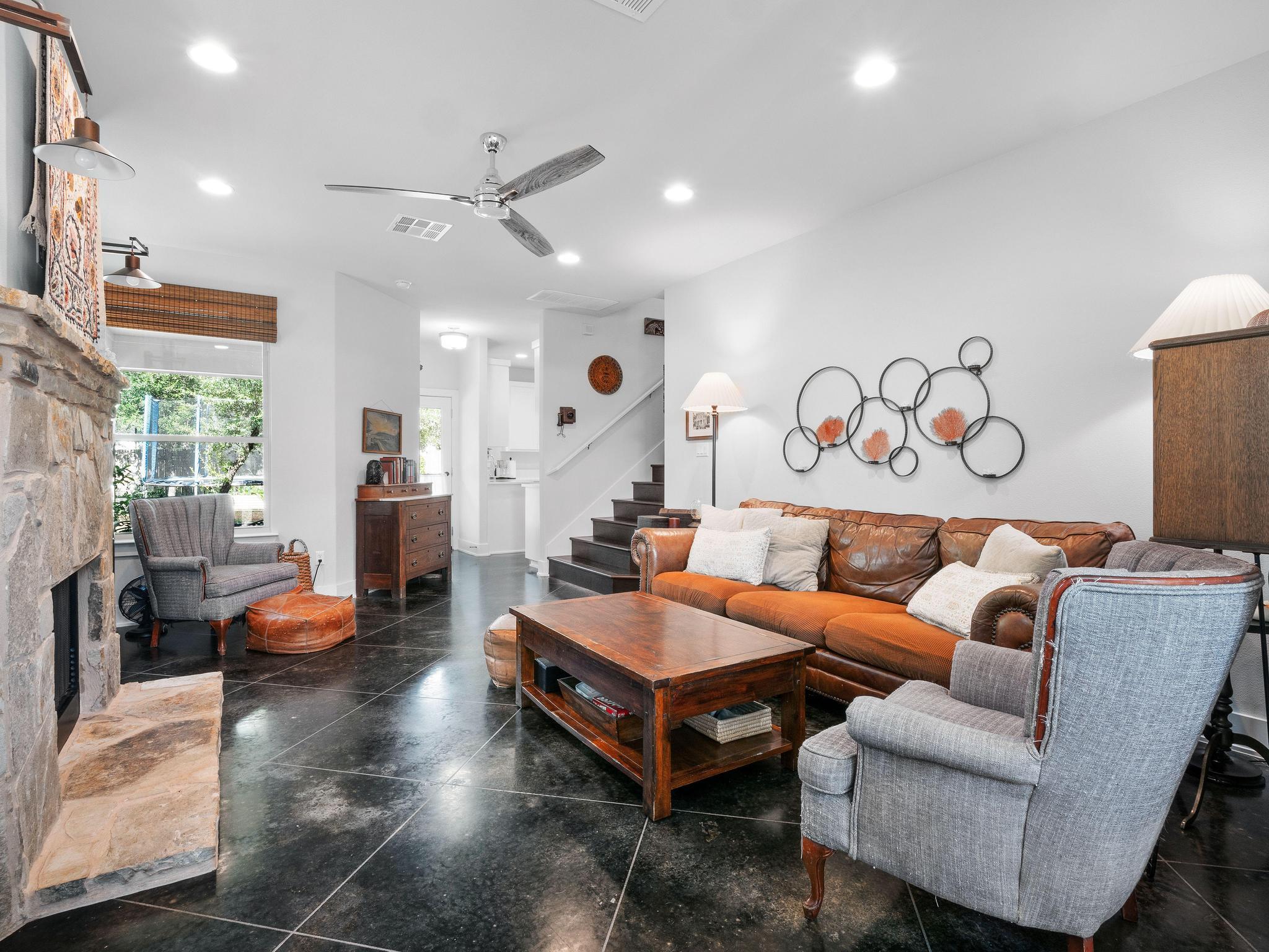 10103 Twin Lake Loop, Dripping Springs, TX 78620