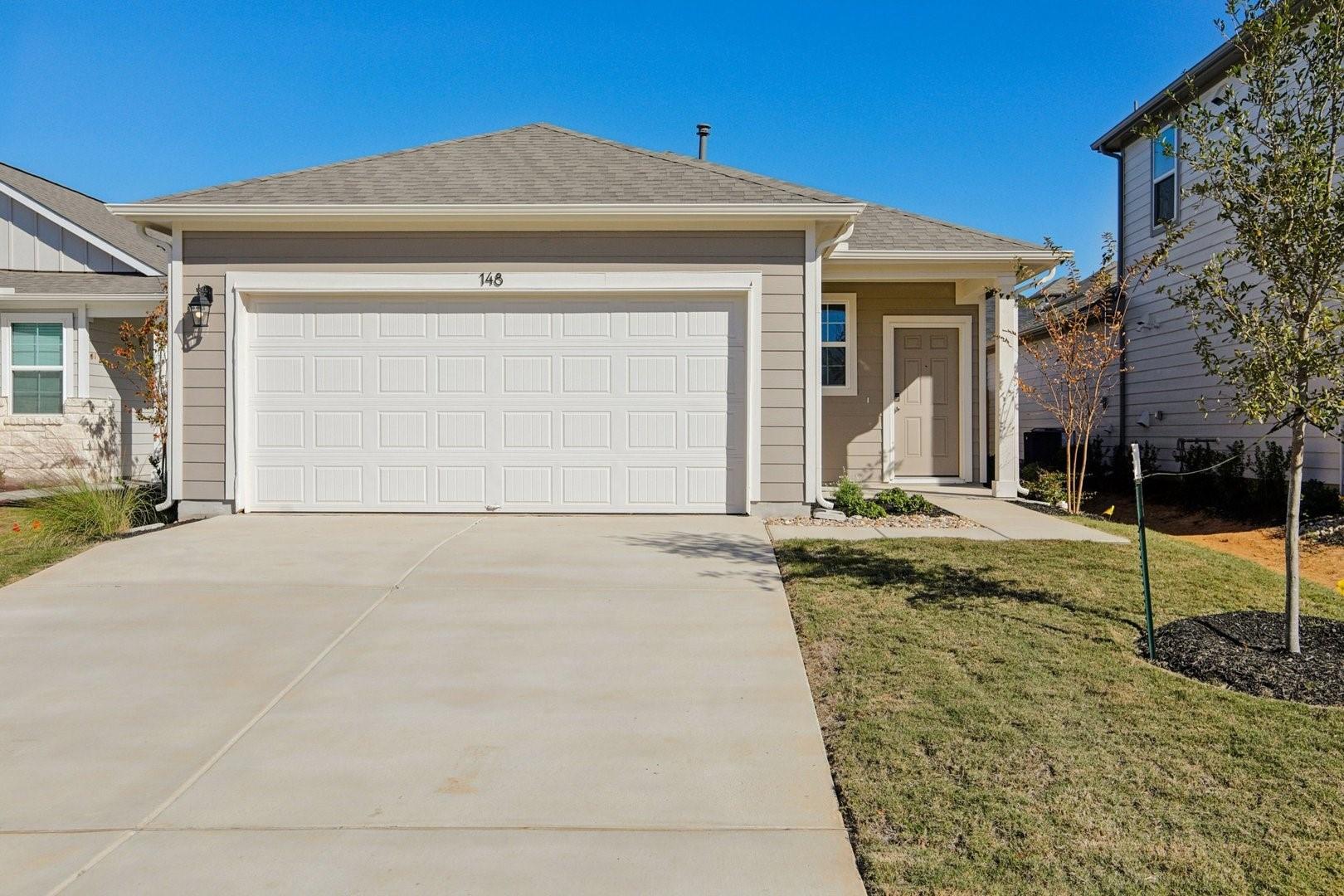 148 Two Bits Ln, Elgin, TX 78621