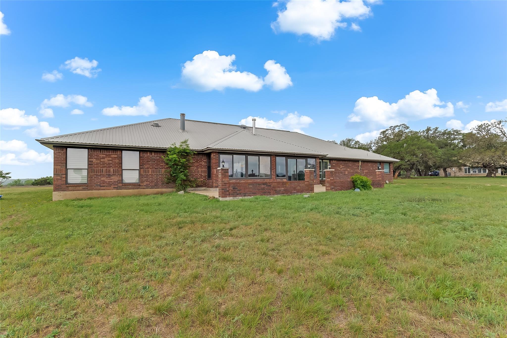 8321 County Road 200, Burnet, TX 78611