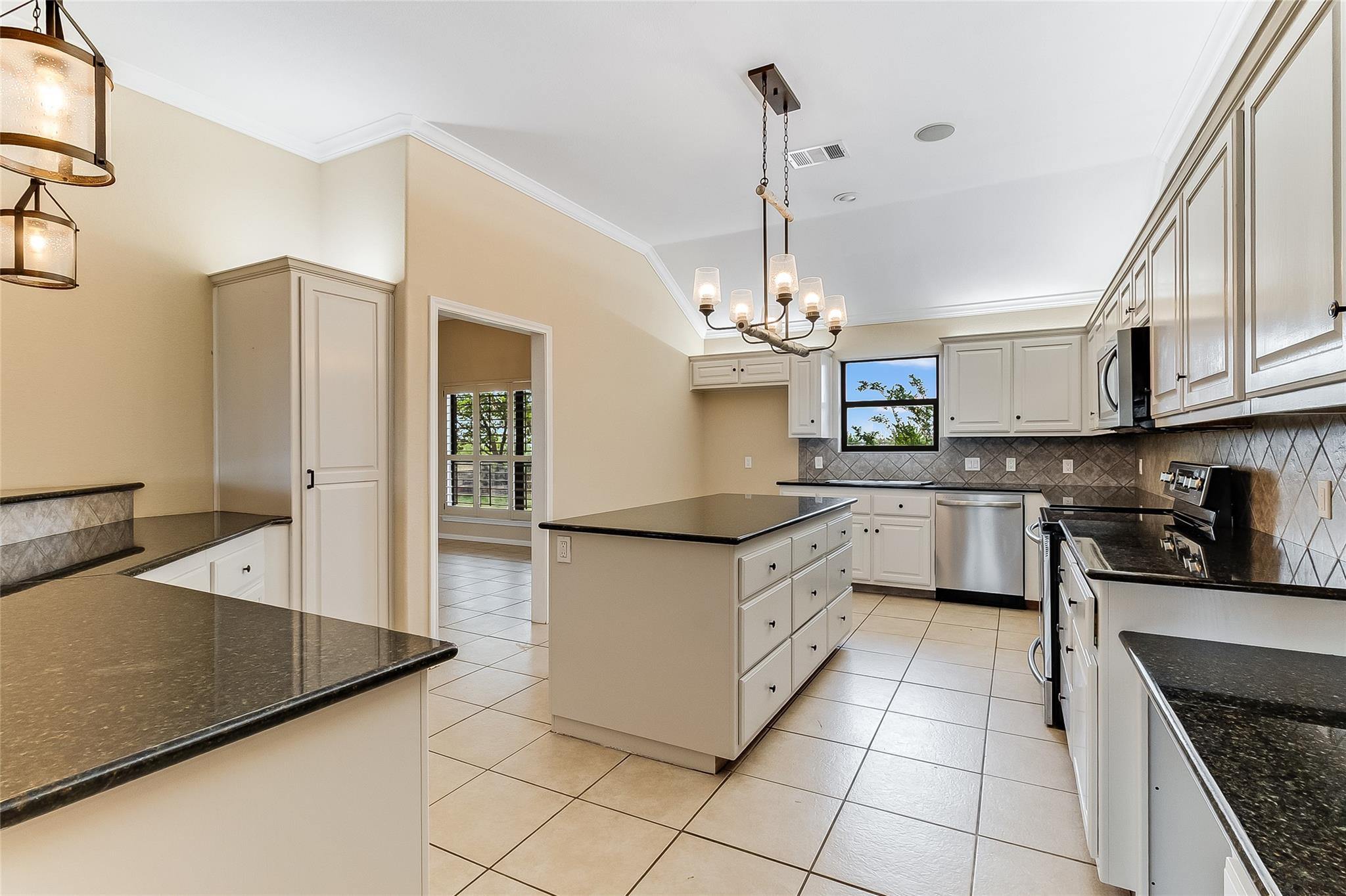 8321 County Road 200, Burnet, TX 78611