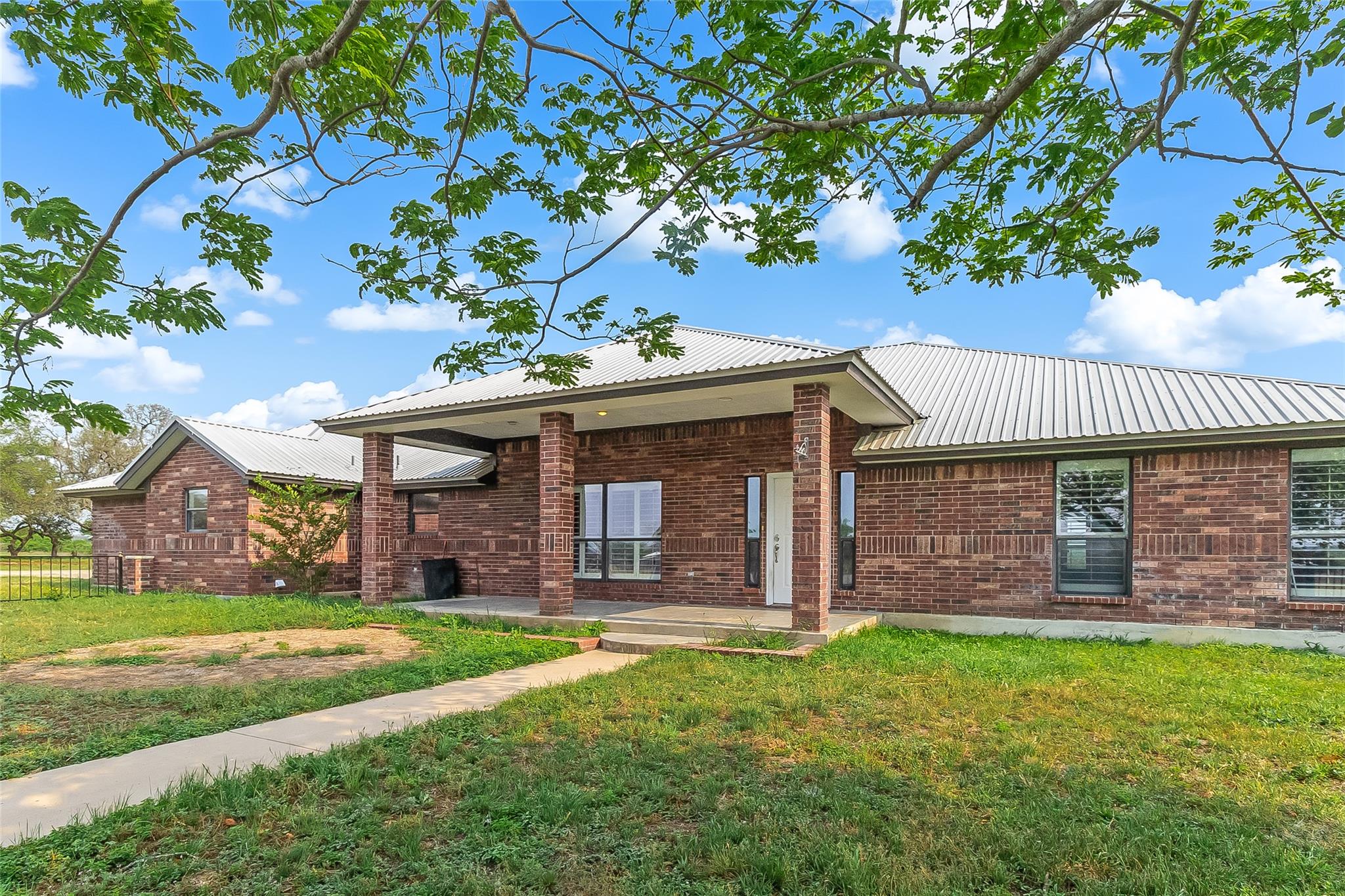 8321 County Road 200, Burnet, TX 78611