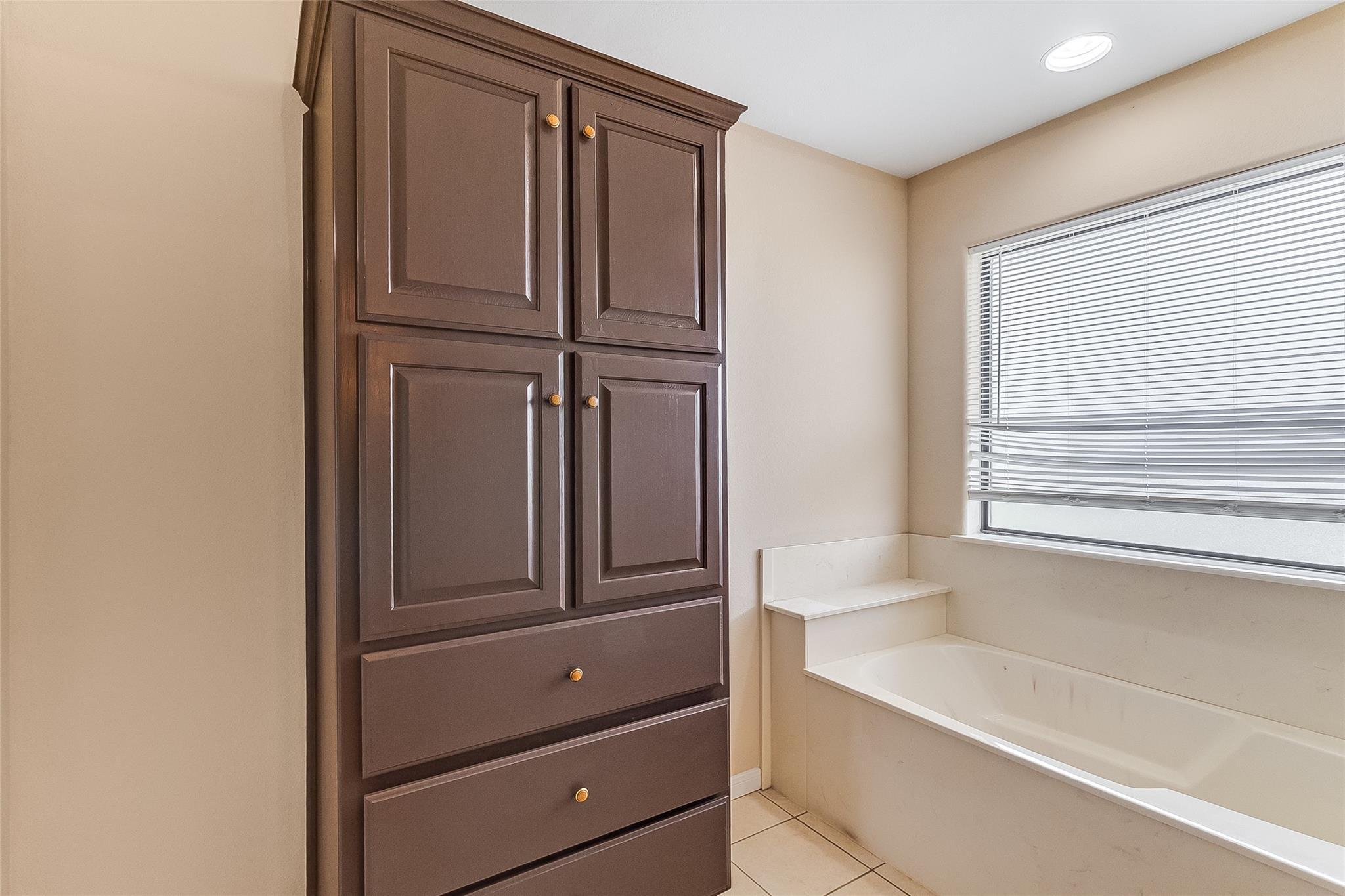 8321 County Road 200, Burnet, TX 78611