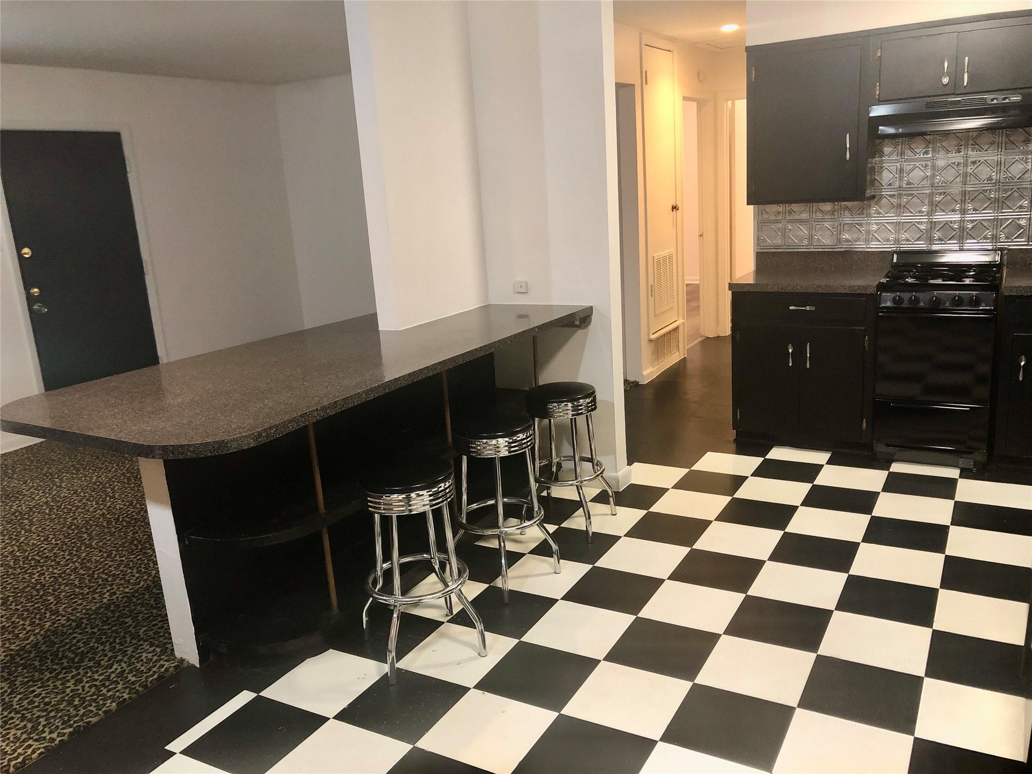 2403 Sherwood Ln, Austin, TX 78704