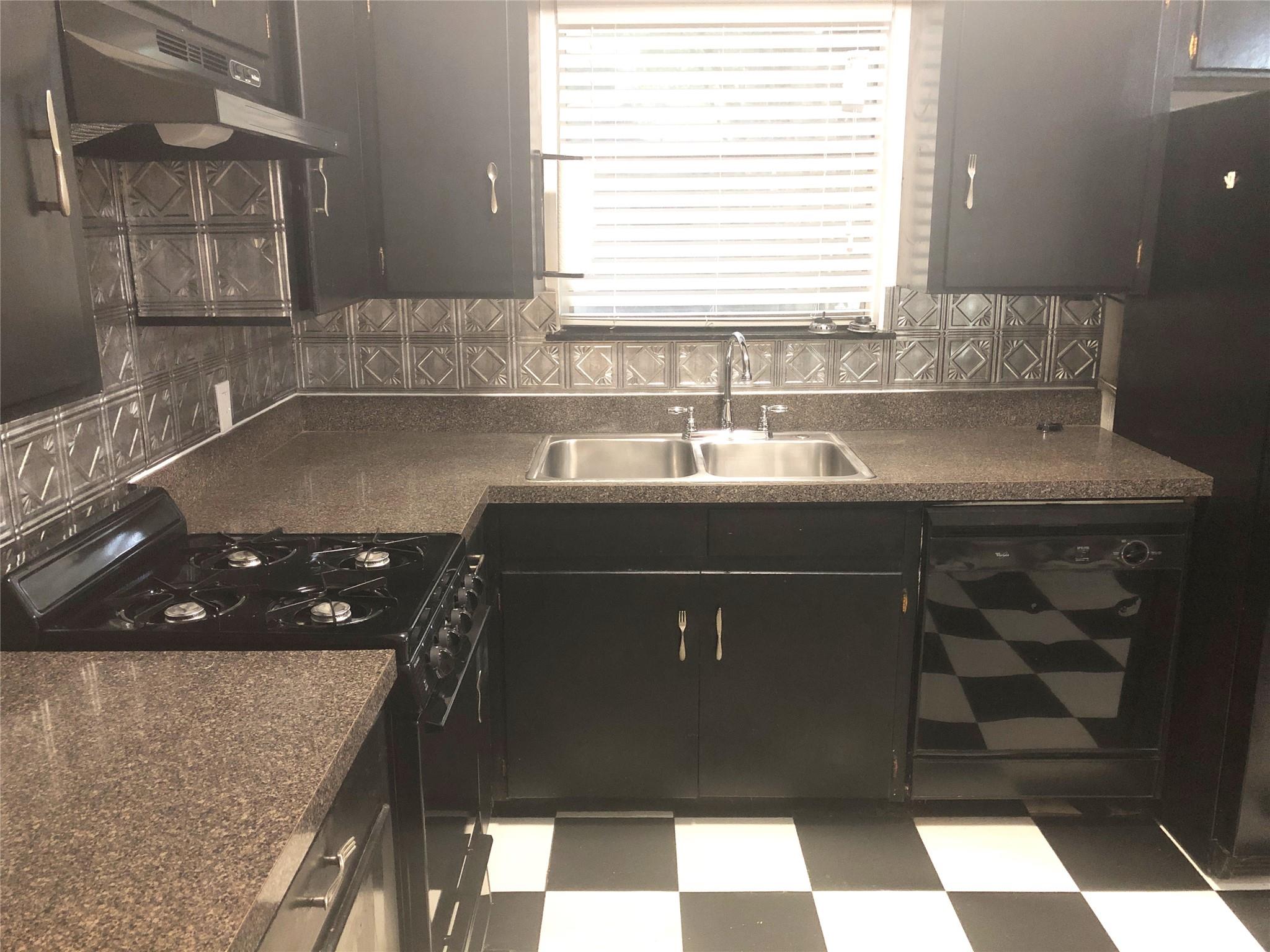 2403 Sherwood Ln, Austin, TX 78704