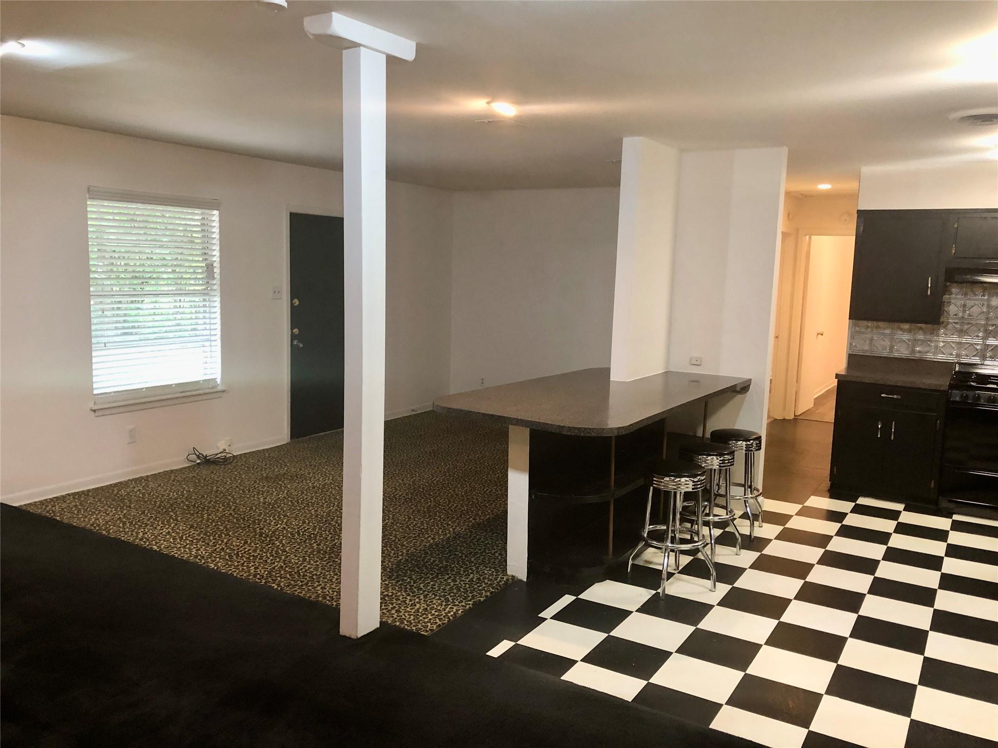 2403 Sherwood Ln, Austin, TX 78704